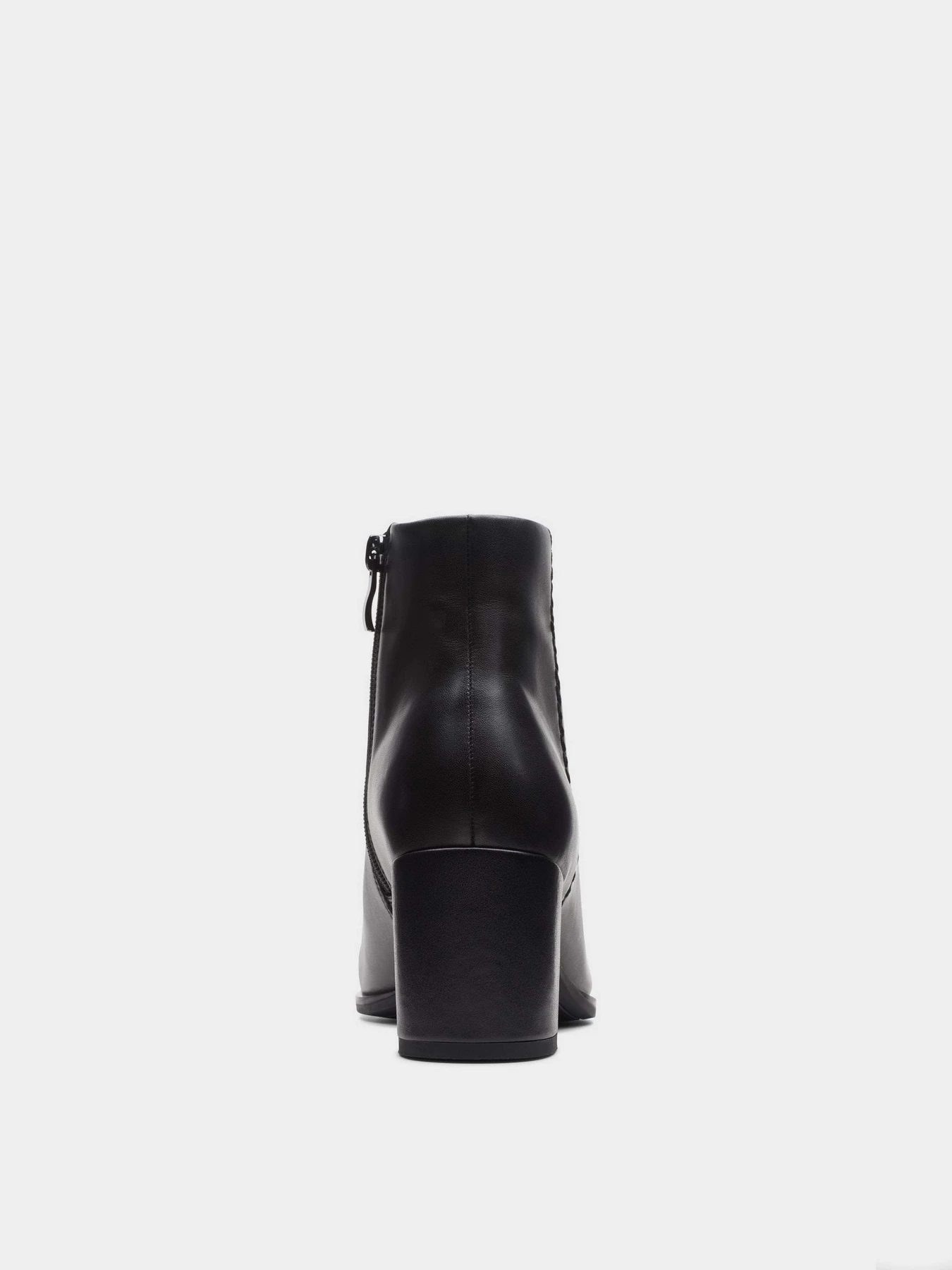 Ботинки и сапоги Clarks Freva55 Zip модель 26174797 Ботинки и сапоги Clarks Freva55 Zip модель 26174797 Фото