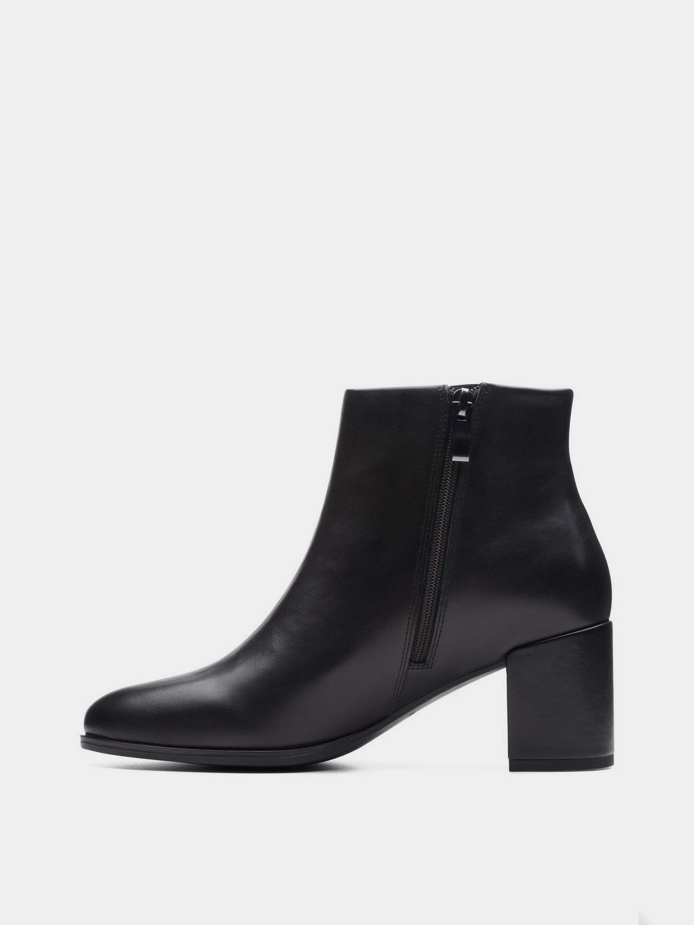 Ботинки и сапоги Clarks Freva55 Zip модель 26174797 Ботинки и сапоги Clarks Freva55 Zip модель 26174797 Фото