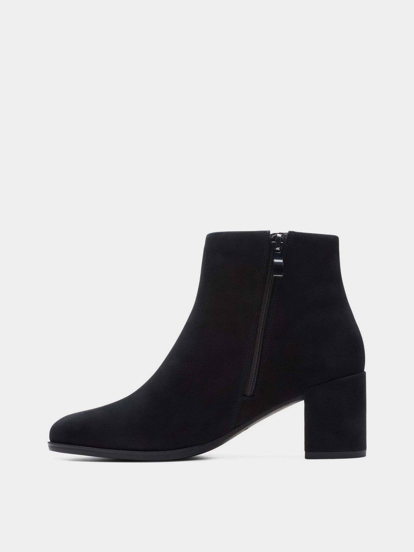 Ботинки и сапоги Clarks Freva55 Zip модель 26174759 Ботинки и сапоги Clarks Freva55 Zip модель 26174759 Фото