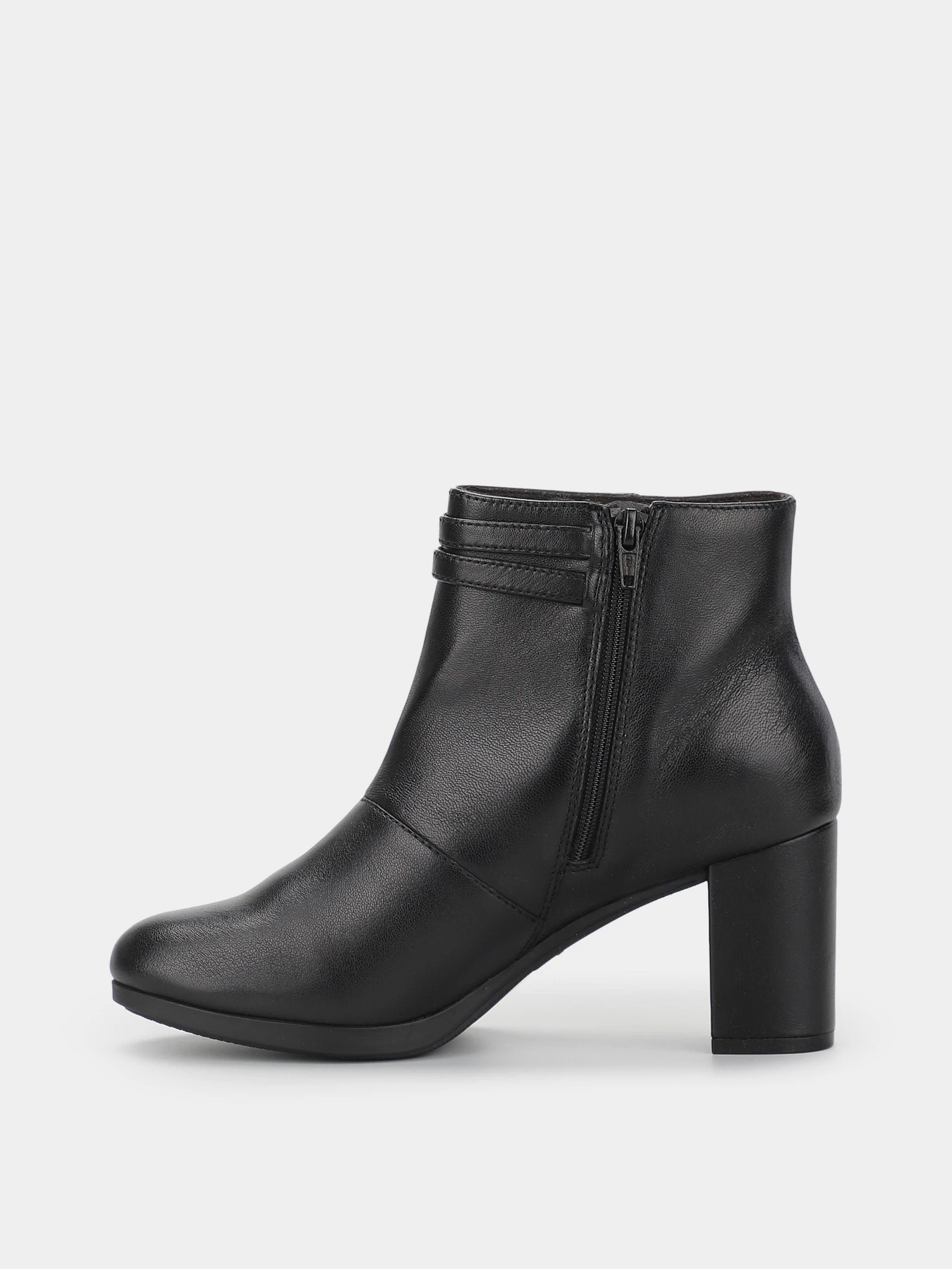 Ботинки и сапоги Clarks Bayla Light модель 26174481 Ботинки и сапоги Clarks Bayla Light модель 26174481 Фото