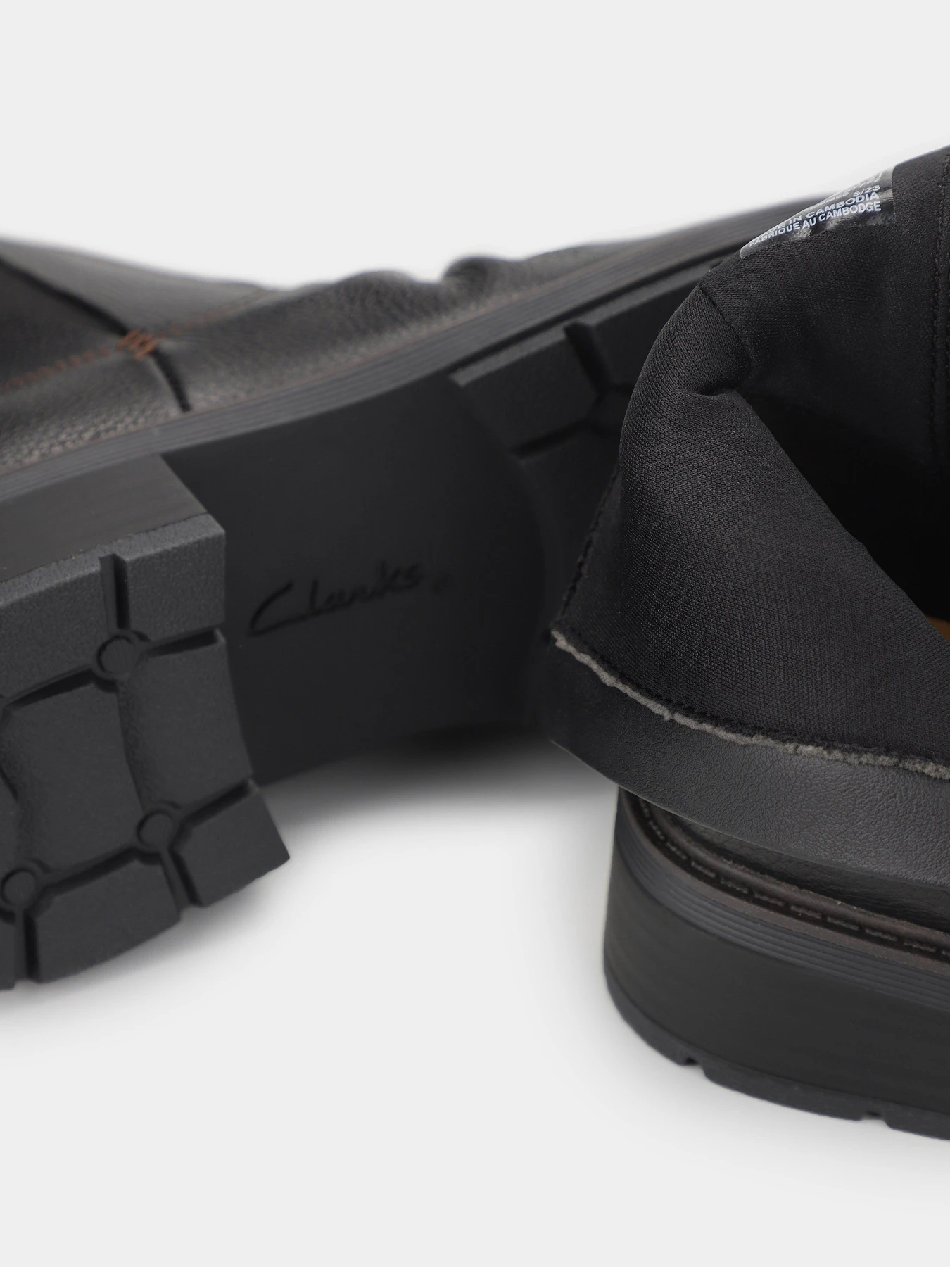 Ботинки и сапоги Clarks Hearth Rose Black Leather модель 26174243 Ботинки и сапоги Clarks Hearth Rose Black Leather модель 26174243 Фото