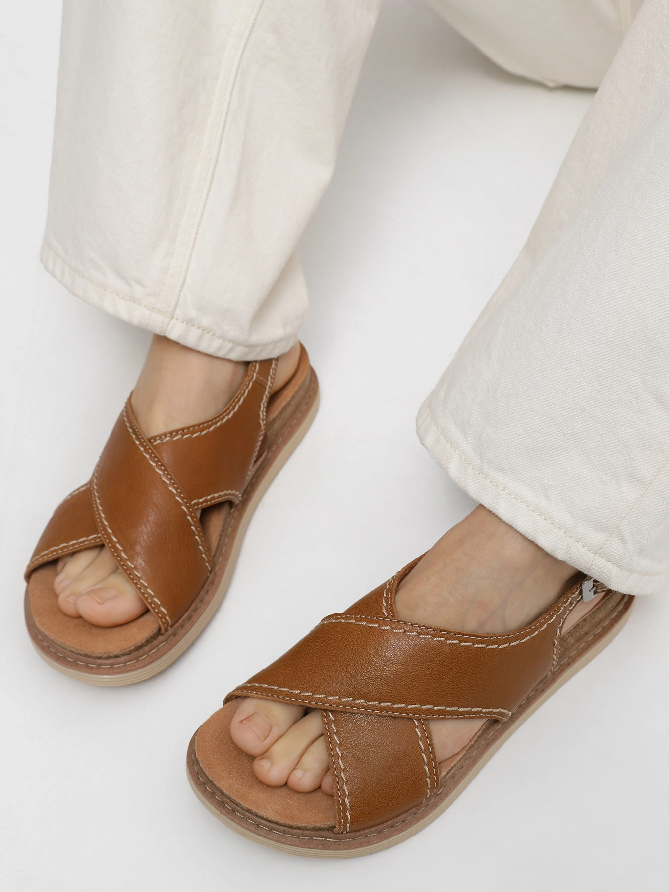 Сандалії Clarks Arwell Sling модель 26177587 Сандалії Clarks Arwell Sling модель 26177587 Фото