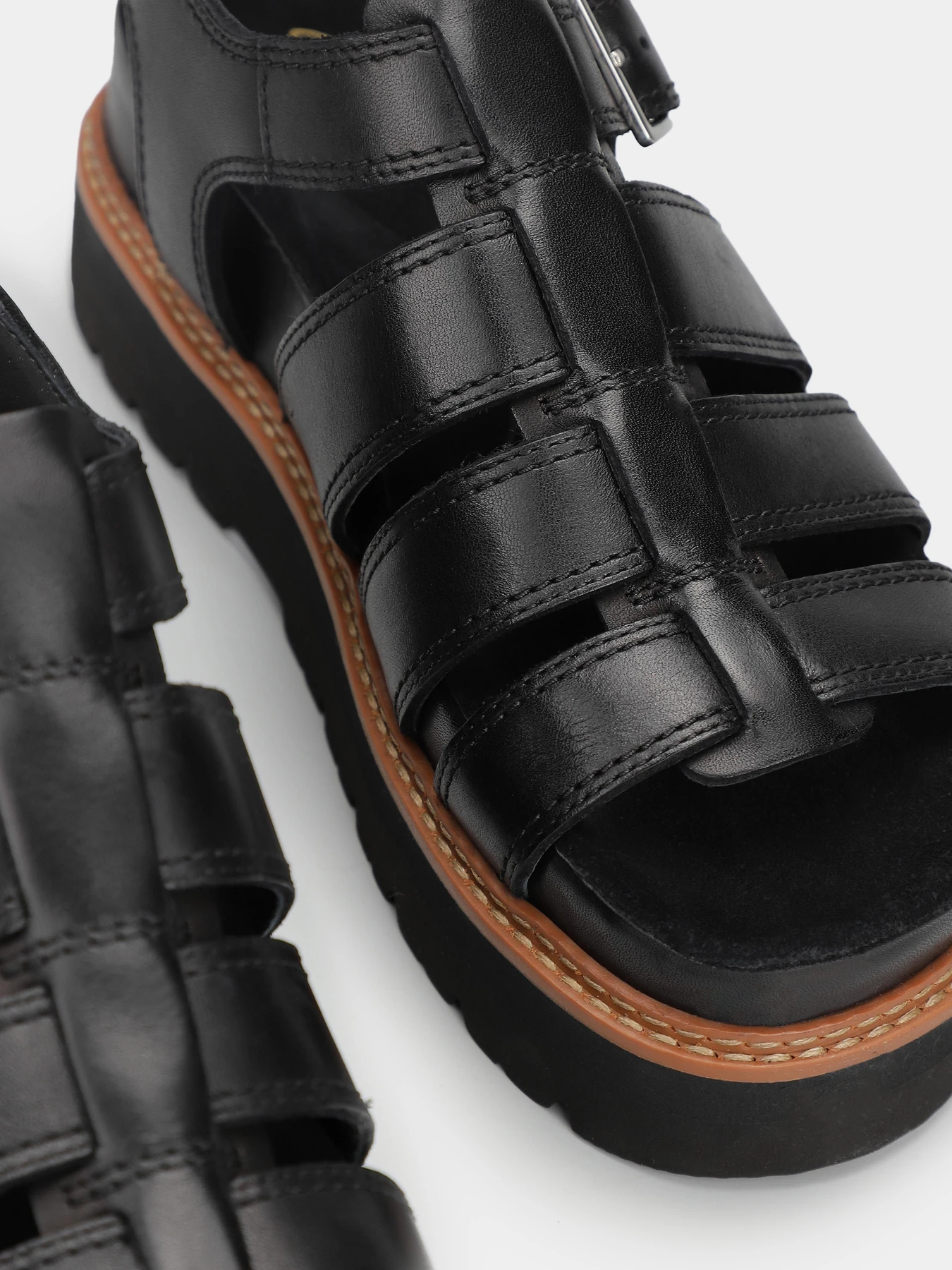 Сандалии Clarks Orianna Twist модель 26176317 Сандалии Clarks Orianna Twist модель 26176317 Фото