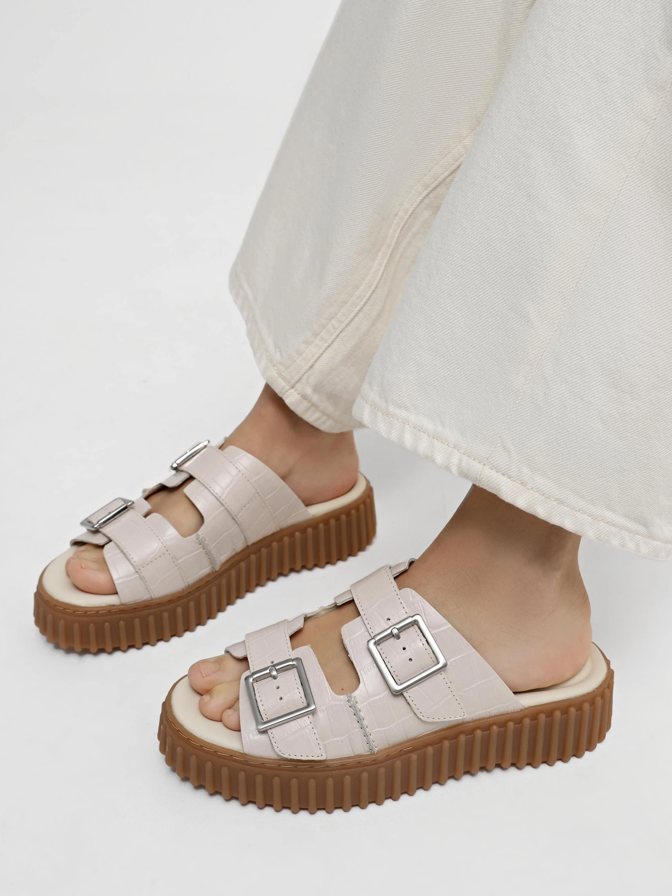 Шлёпанцы Clarks Torhill Slide модель 26176430 Фото
