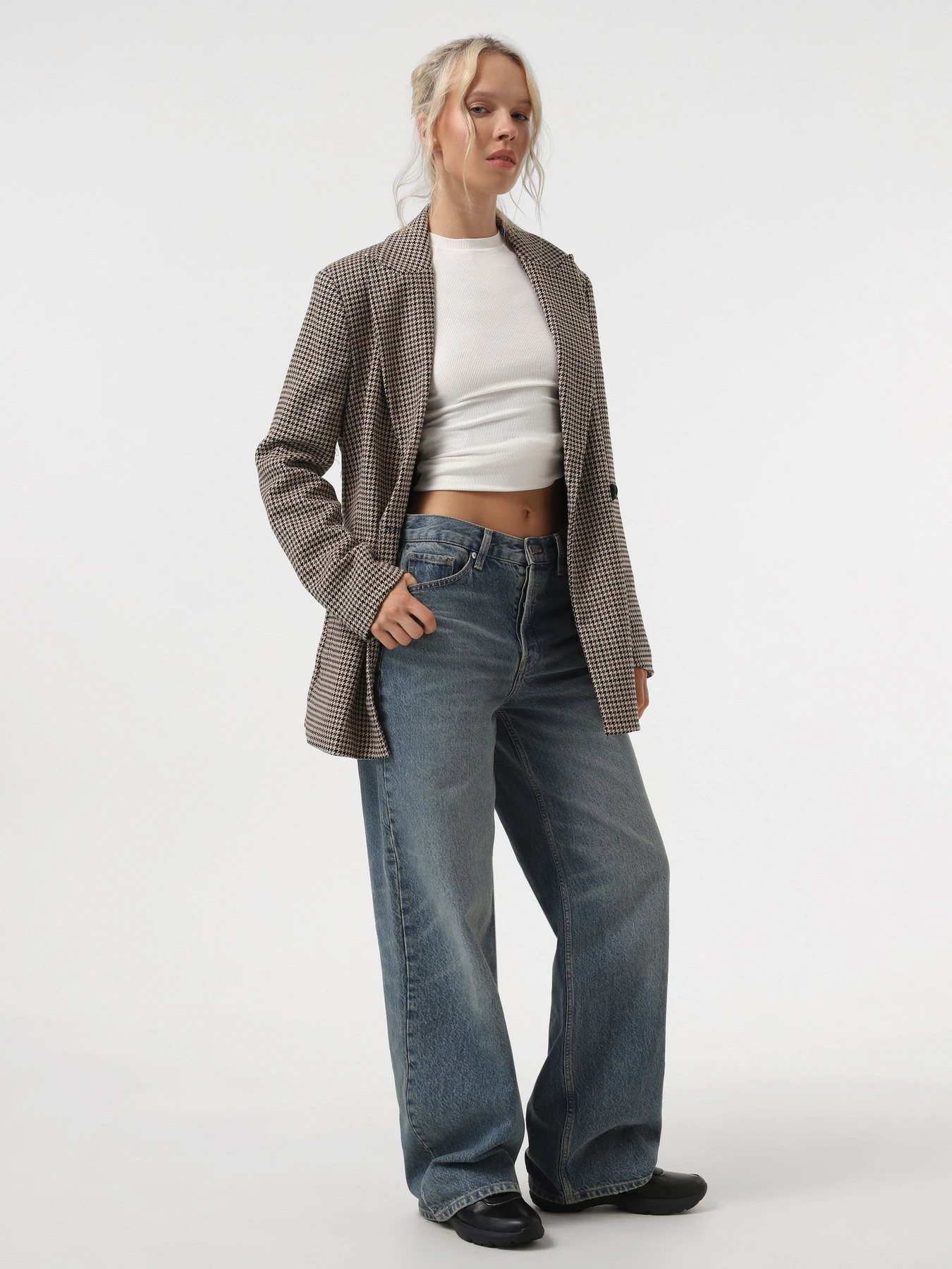 Кроссовки Clarks Tivoli Zip модель 26178732 Кроссовки Clarks Tivoli Zip модель 26178732 Фото