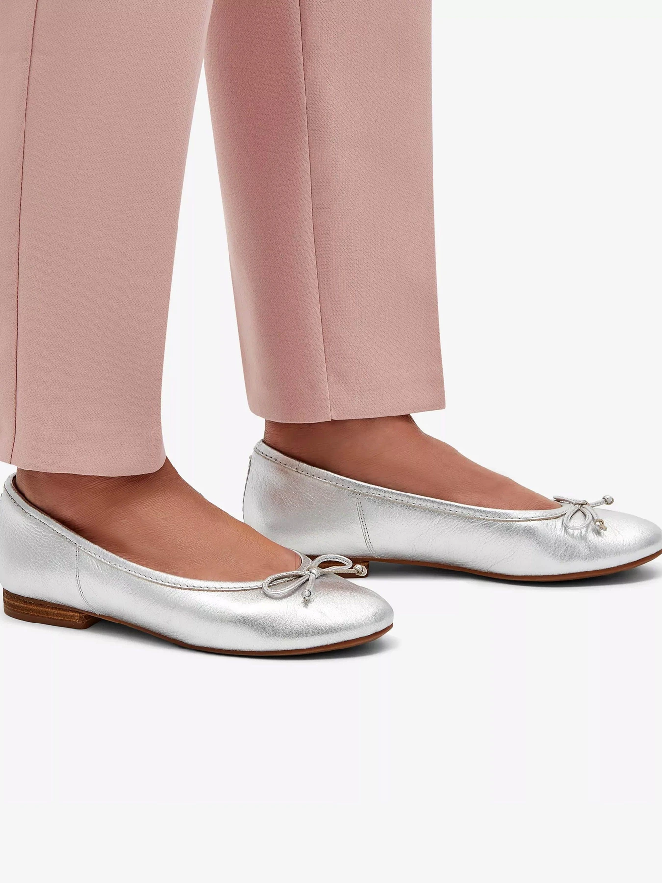 Туфли и лоферы Clarks Fawna Lily модель 26176380 Туфли и лоферы Clarks Fawna Lily модель 26176380 Фото