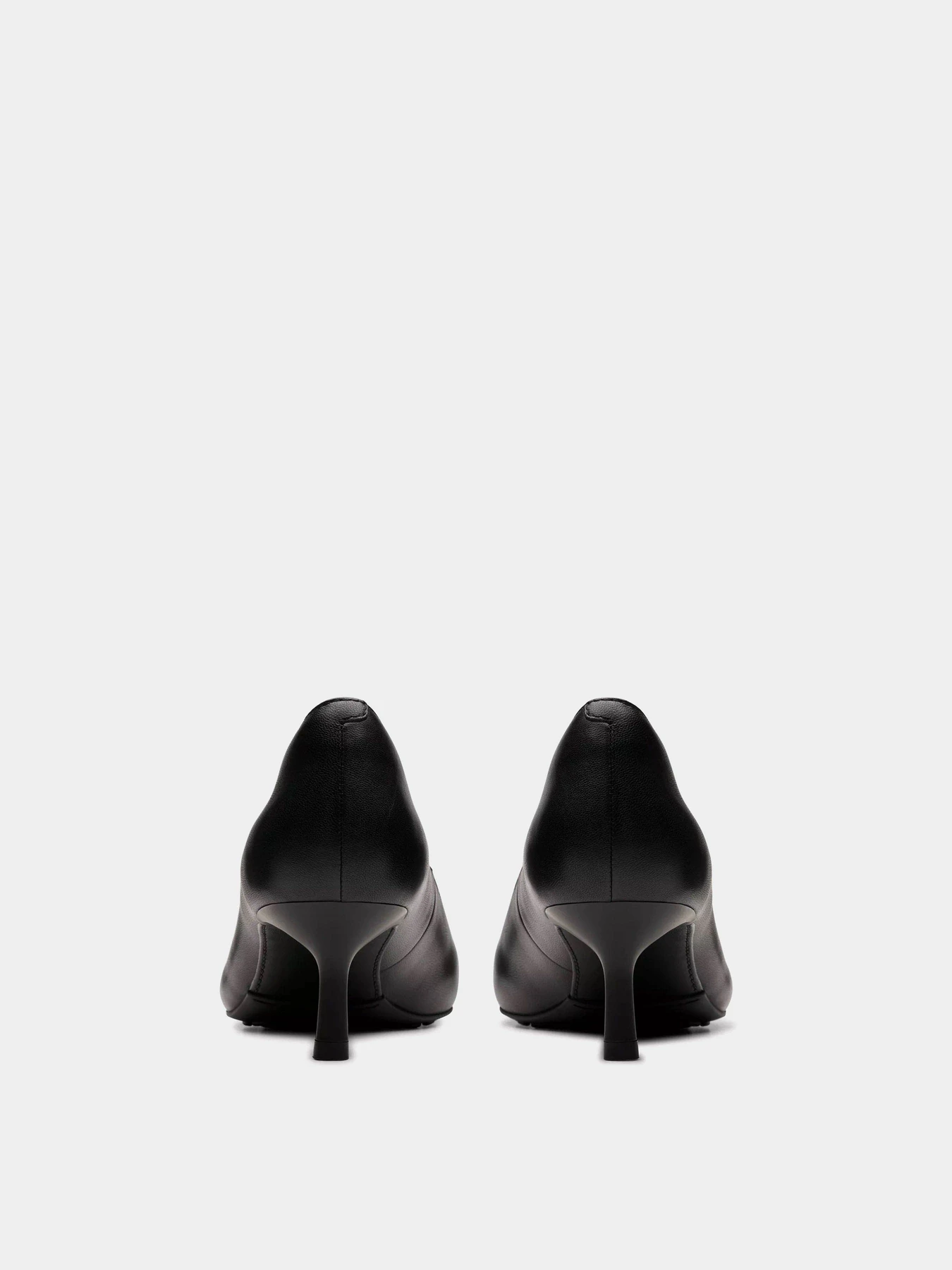 Туфли и лоферы Clarks Adela Court модель 26179296 Фото