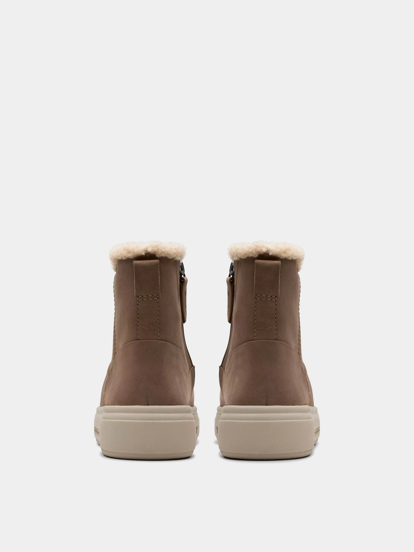 Ботинки и сапоги Clarks модель 26178840 Ботинки и сапоги Clarks модель 26178840 Фото