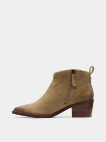 Ботинки и сапоги Clarks Morzine Sky модель 26178814 Фото