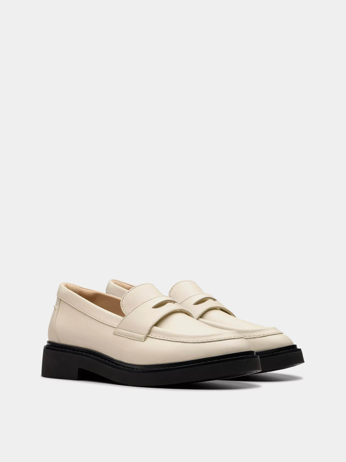 Туфли и лоферы Clarks Splend Edge модель 26179542 Туфли и лоферы Clarks Splend Edge модель 26179542 Фото