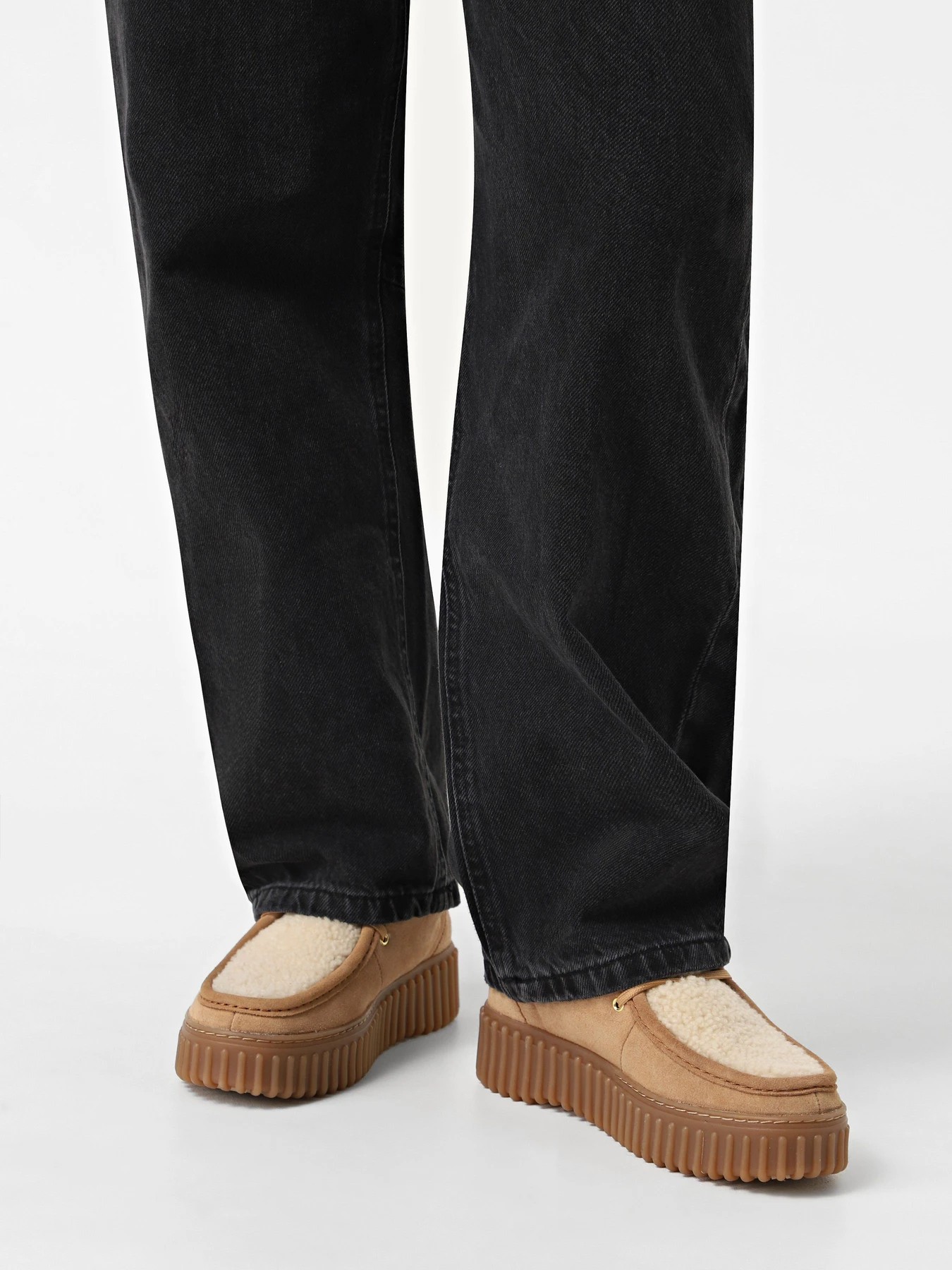 Ботинки и сапоги Clarks Torhill Bee модель 26179114 Ботинки и сапоги Clarks Torhill Bee модель 26179114 Фото