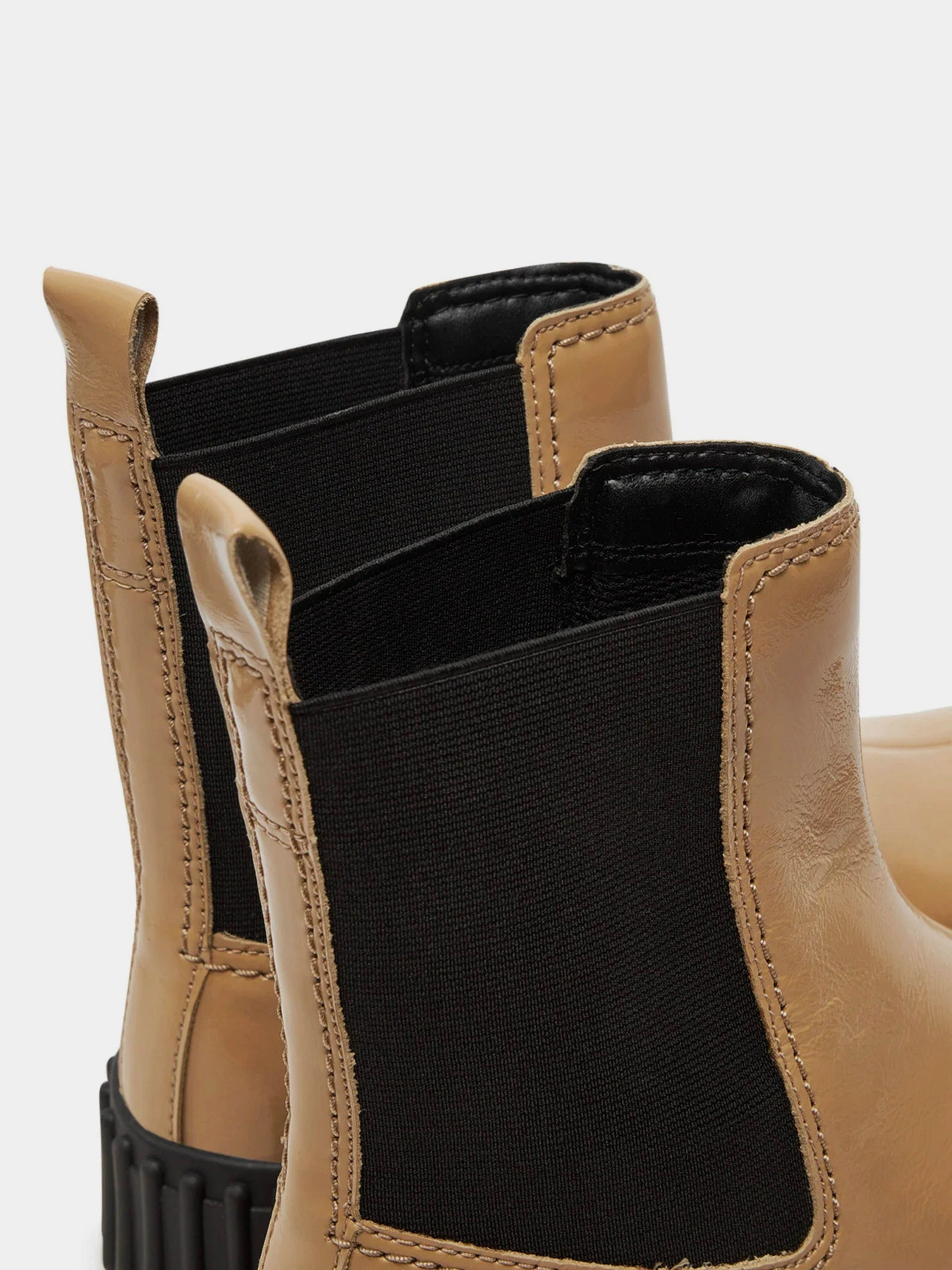 Ботинки и сапоги Clarks Torhill Maple модель 26179122 Ботинки и сапоги Clarks Torhill Maple модель 26179122 Фото