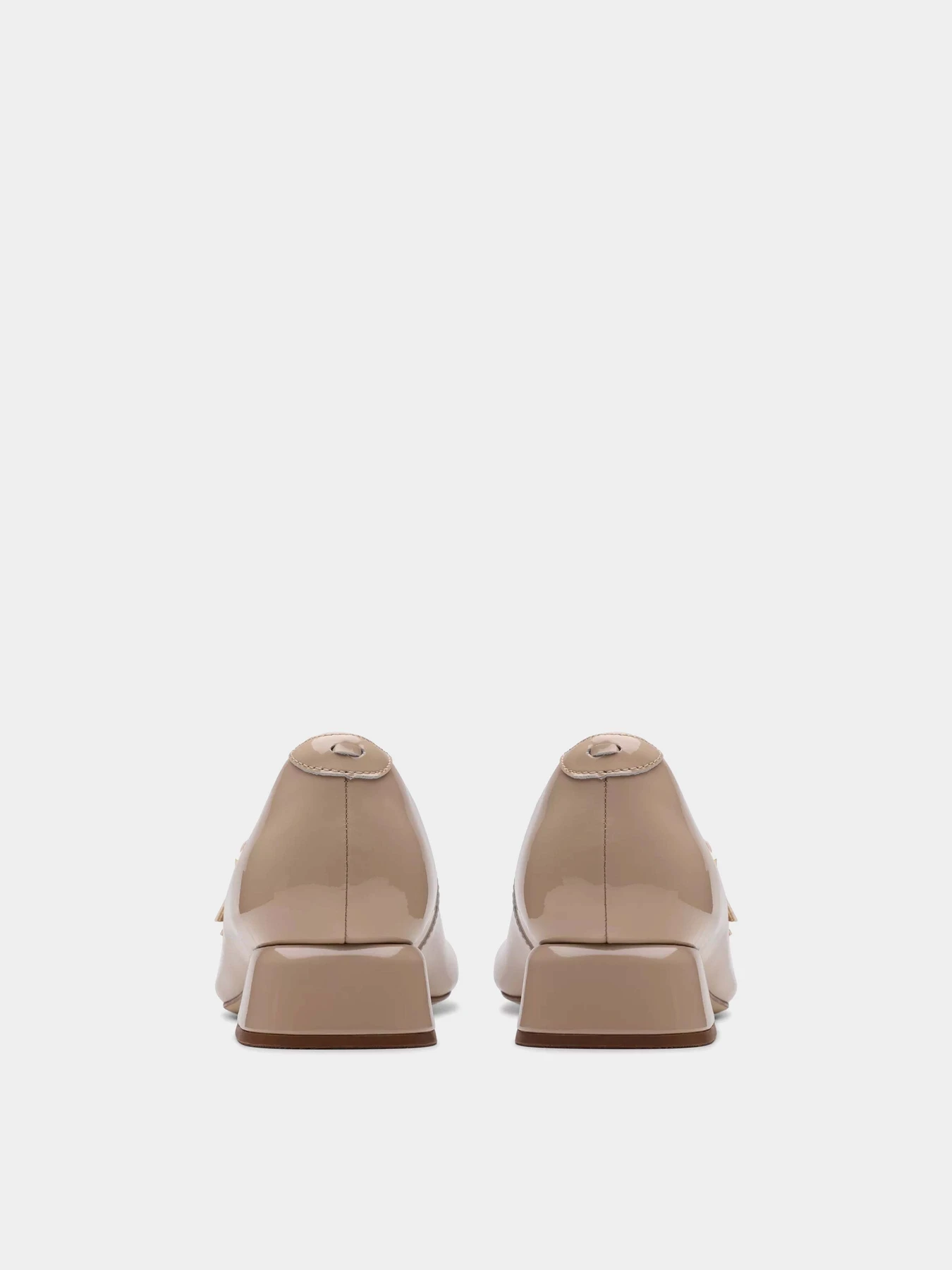 Туфли и лоферы Clarks Daiss 30 Shine модель 26181313 Туфли и лоферы Clarks Daiss 30 Shine модель 26181313 Фото