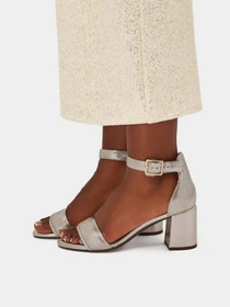 Босоніжки Clarks Ezoria Mae модель 26181296 Фото