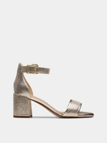 Босоніжки Clarks Ezoria Mae модель 26181296 Фото