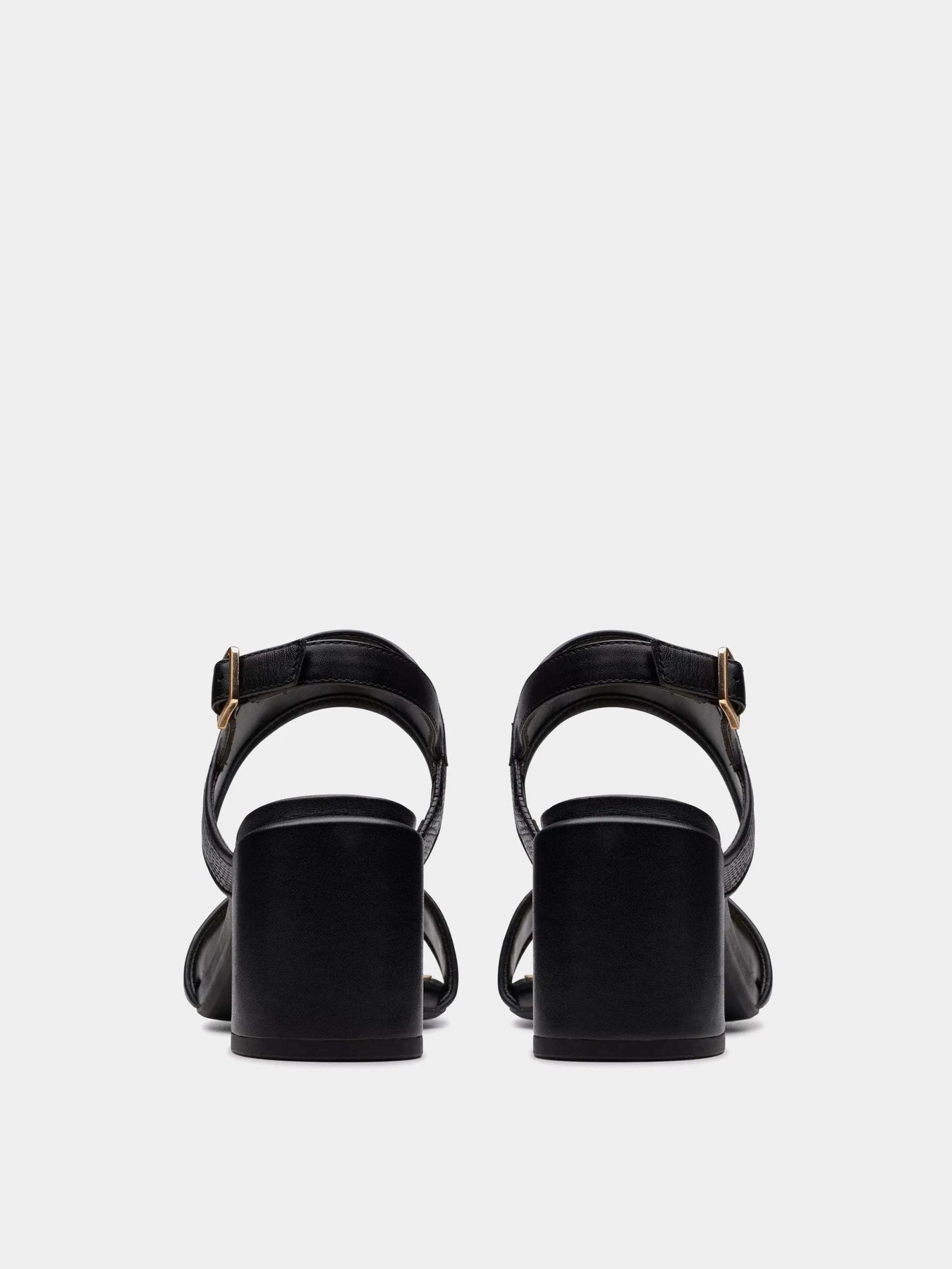 Босоніжки Clarks Ezoria Sling модель 26181300 Фото