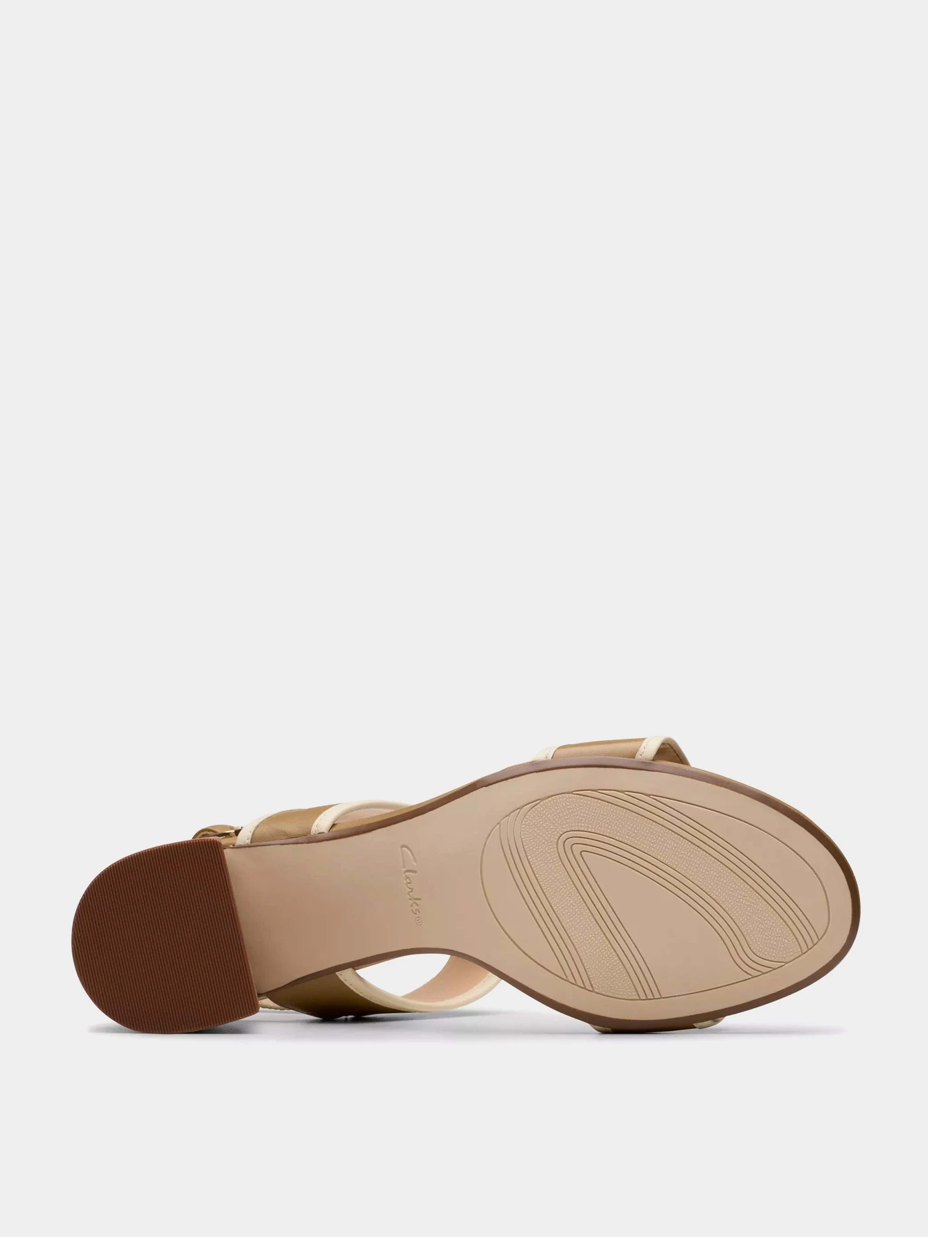 Босоножки Clarks Ezoria Sling модель 26181302 Босоножки Clarks Ezoria Sling модель 26181302 Фото
