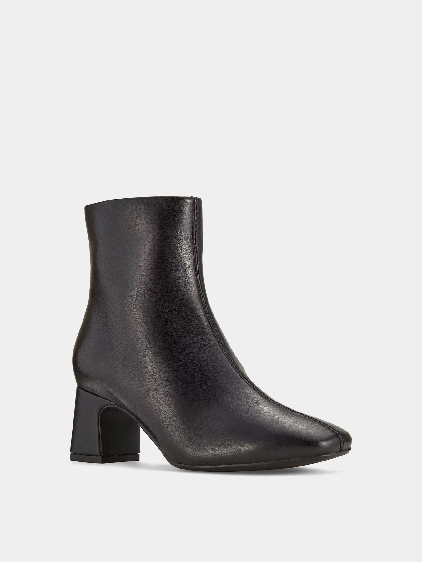 Ботинки и сапоги Clarks модель 26182935 Ботинки и сапоги Clarks модель 26182935 Фото