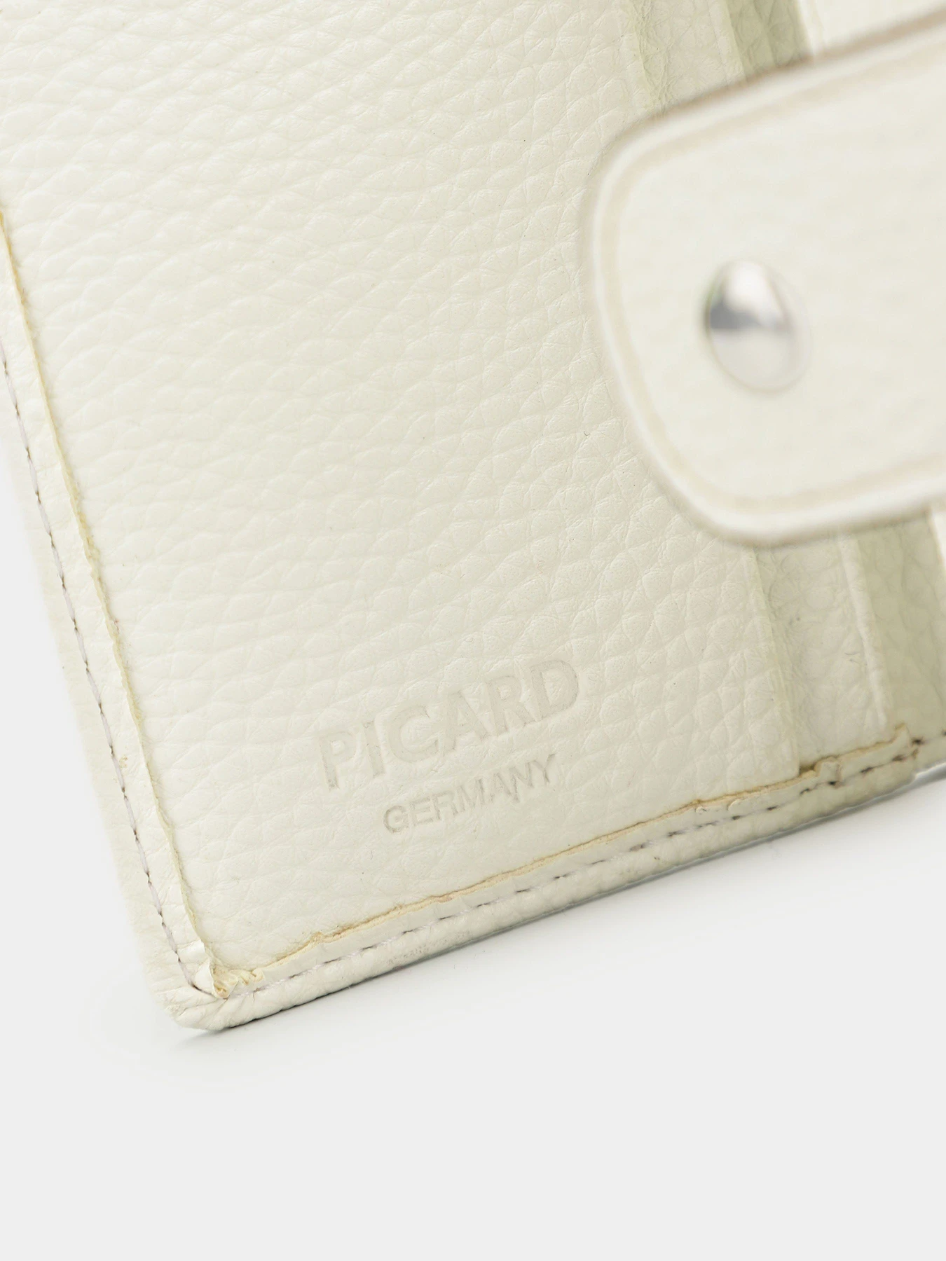 Кошельки Picard Loire 1 модель 7771 2G0 white lily Кошельки Picard Loire 1 модель 7771 2G0 white lily Фото