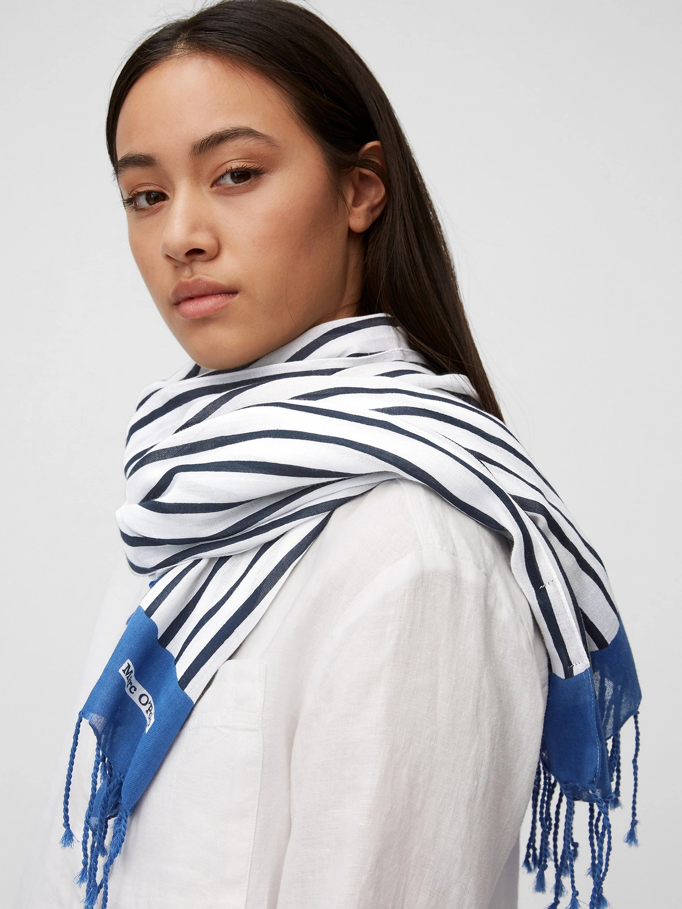 Шарфы и платки Marc O’Polo модель 104821502033-D13 Шарфы и платки Marc O’Polo модель 104821502033-D13 Фото