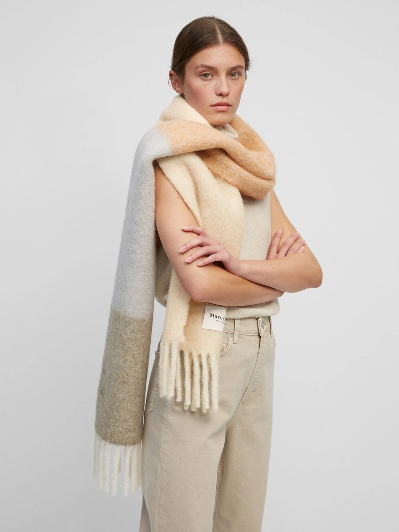 Шарфы и платки Marc O’Polo модель 110810302159-Z49 Шарфы и платки Marc O’Polo модель 110810302159-Z49 Фото