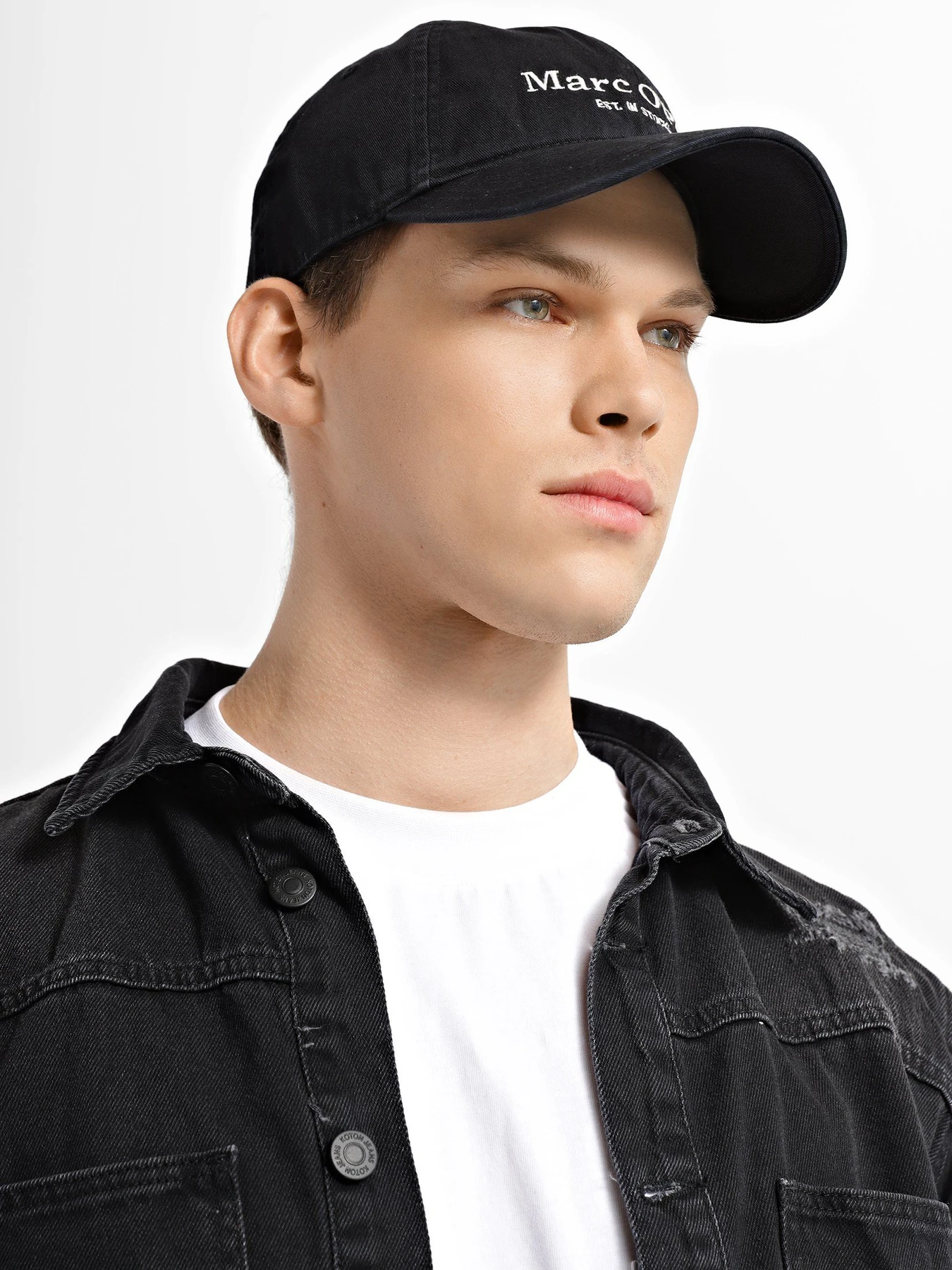 Шапки и кепки Marc O’Polo модель B21810001076-990 Шапки и кепки Marc O’Polo модель B21810001076-990 Фото