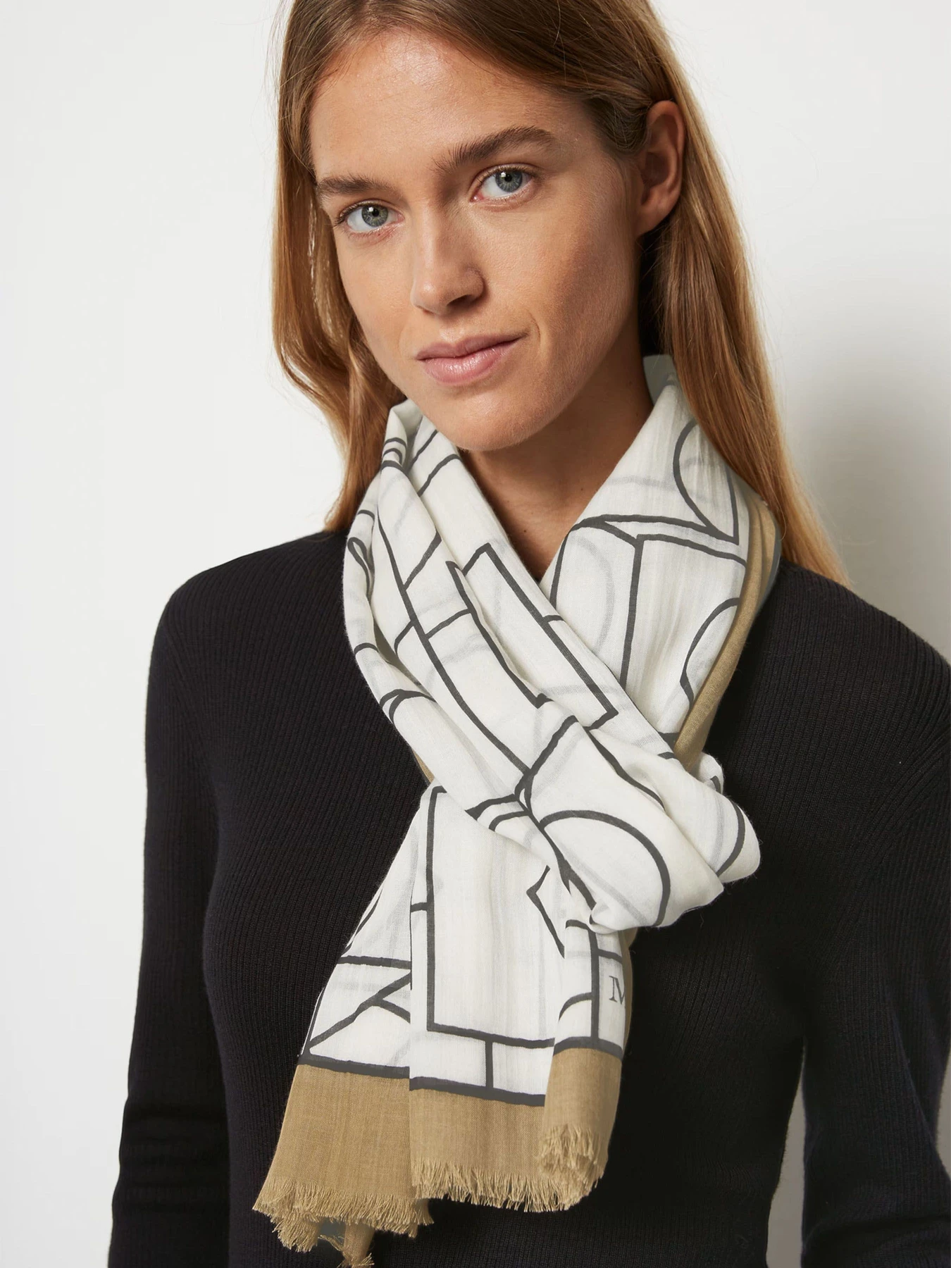 Шарфи та хустки Marc O’Polo модель 400819502041-A12 Шарфи та хустки Marc O’Polo модель 400819502041-A12 Фото