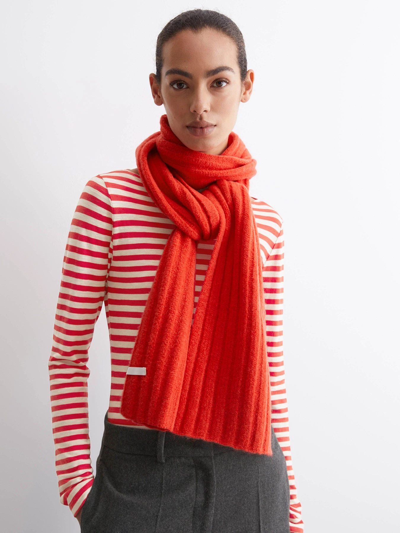 Шарфи та хустки Marc O’Polo модель 409606802183-356 Шарфи та хустки Marc O’Polo модель 409606802183-356 Фото