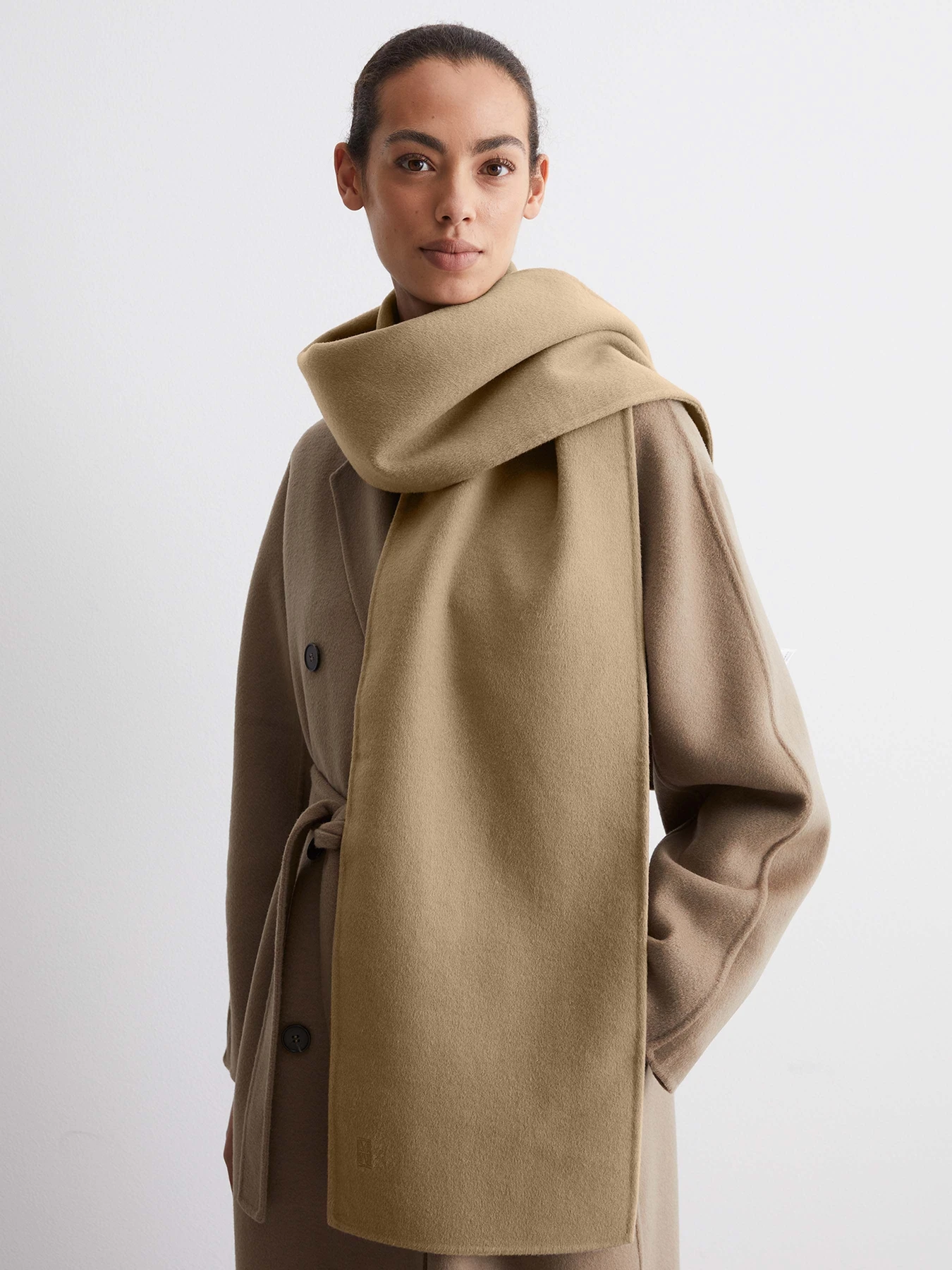 Шарфы и платки Marc O’Polo модель 500005102011-745 Шарфы и платки Marc O’Polo модель 500005102011-745 Фото