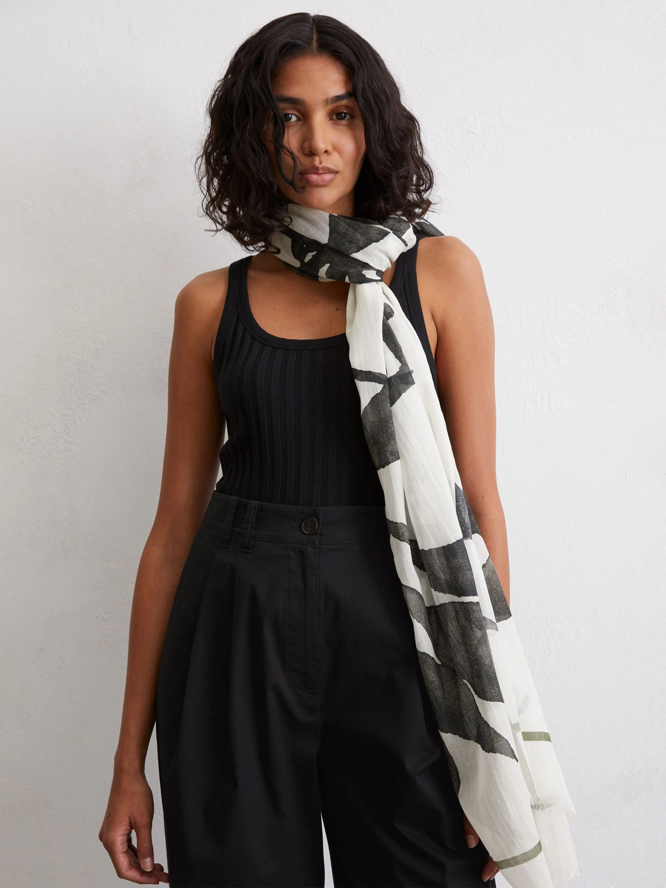 Шарфы и платки Marc O’Polo модель 506819502041-K47 Фото