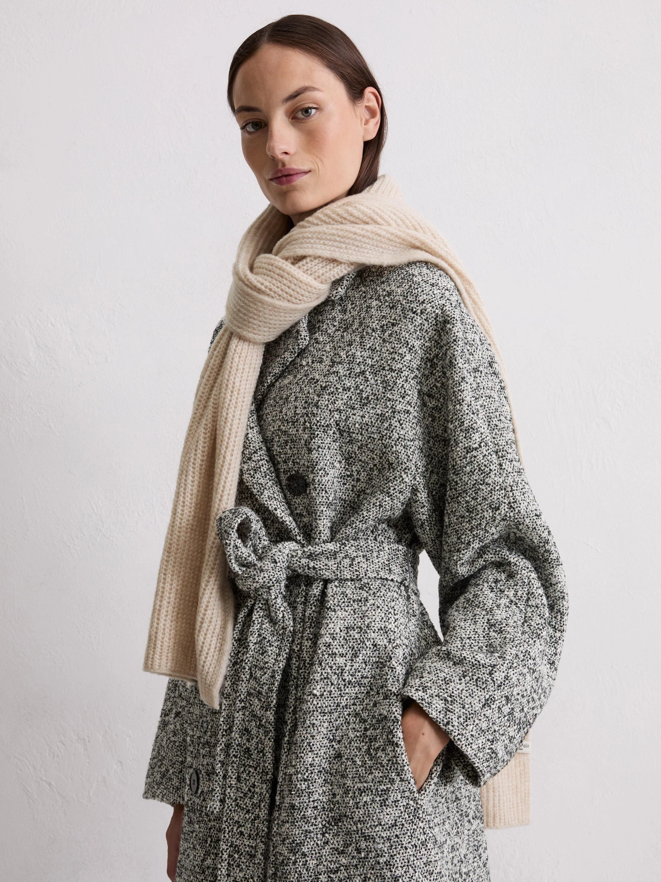 Шарфи та хустки Marc O’Polo модель 509612102071-174 Фото