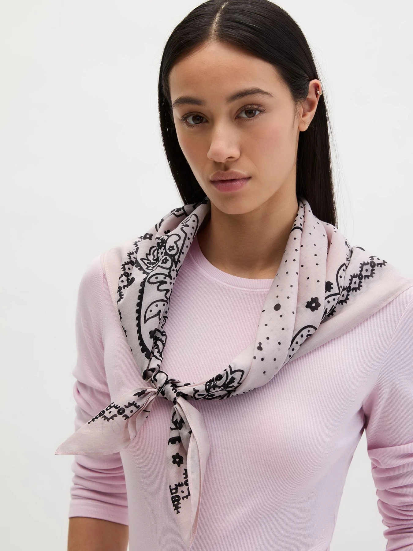 Шарфи та хустки Marc O’Polo модель 5000013243-8375 Шарфи та хустки Marc O’Polo модель 5000013243-8375 Фото