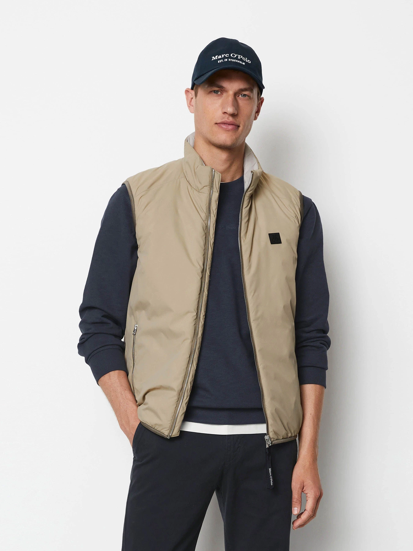 Куртки и дубленки Marc O’Polo Reversible Quilted Vest Regular модель 426096072046-730 Куртки и дубленки Marc O’Polo Reversible Quilted Vest Regular модель 426096072046-730 Фото