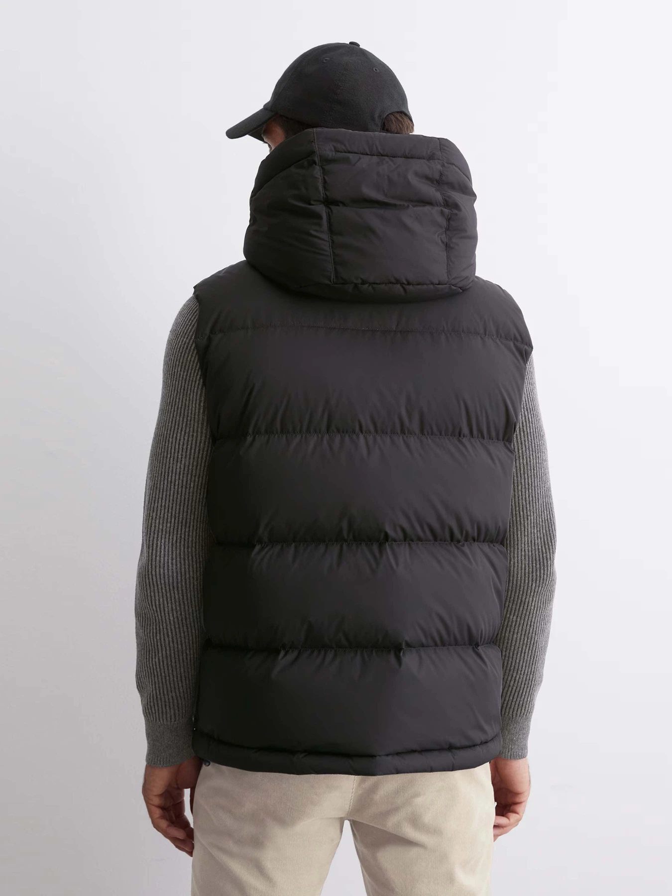 Куртки та дублянки Marc O’Polo модель 429096072082-990 Фото
