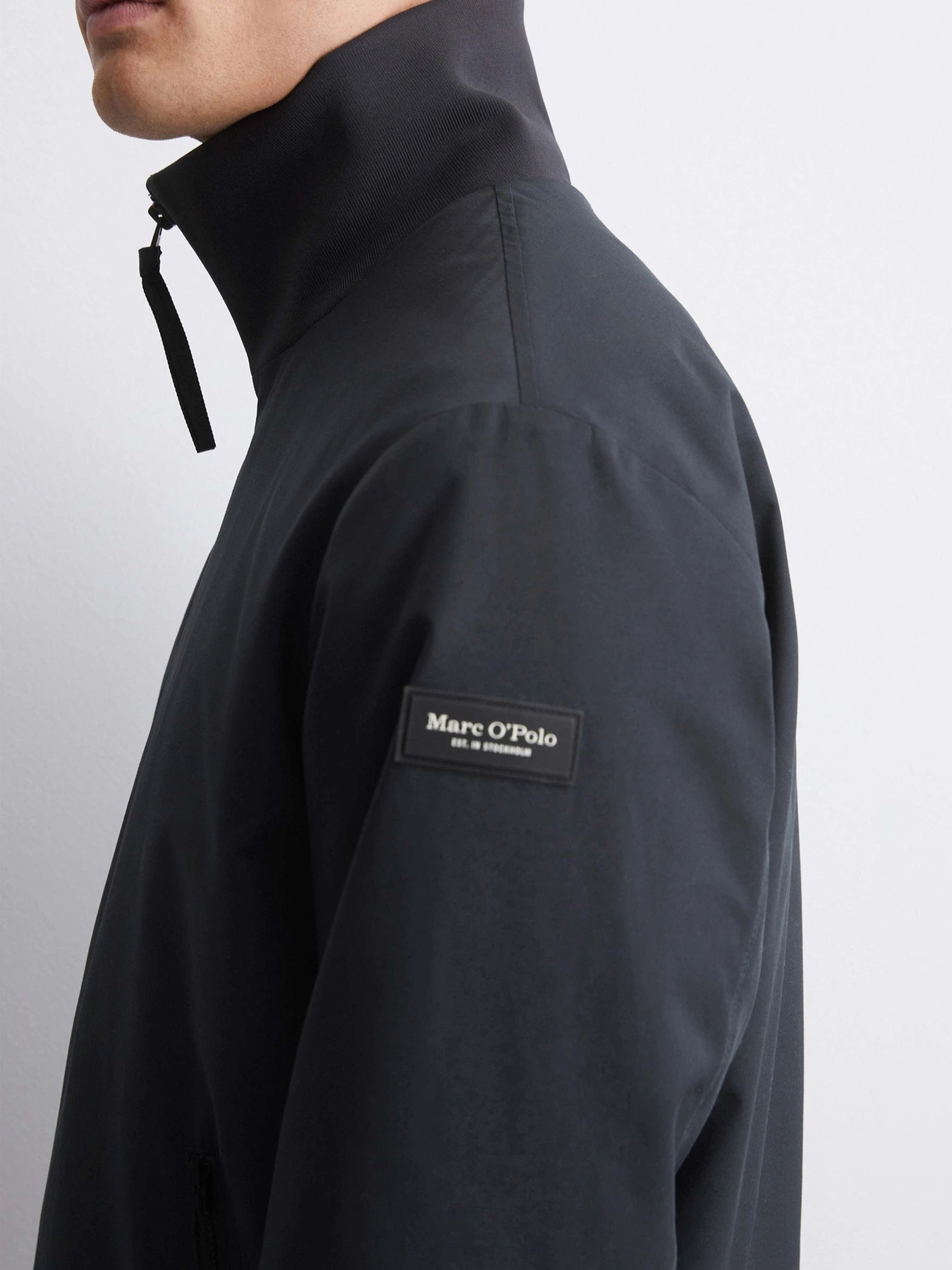 Куртки та дублянки Marc O’Polo модель 520007370404-898 Фото