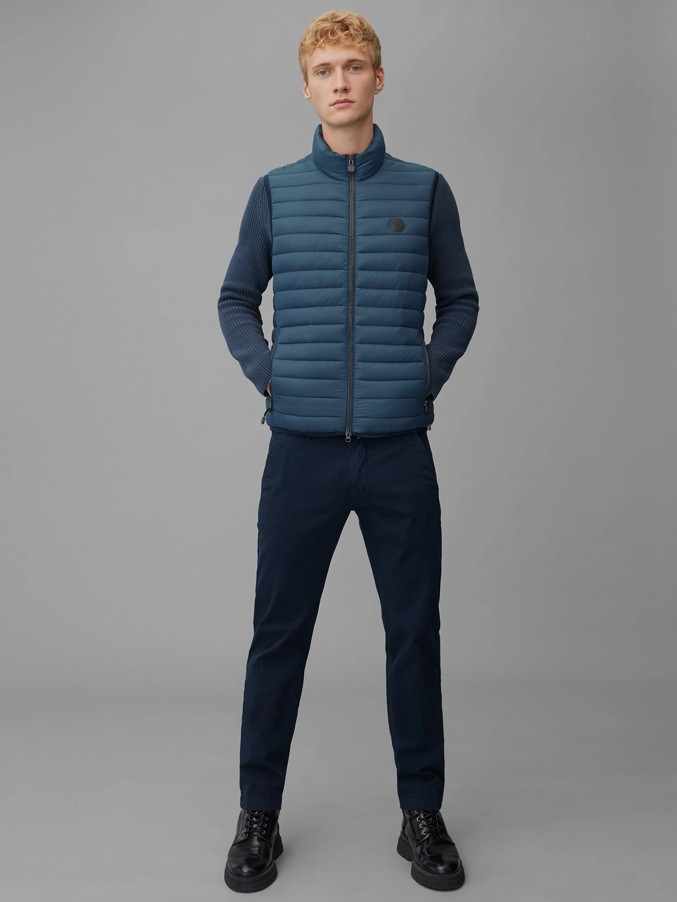 Жилеты Marc O’Polo модель 120114272052-846 Жилеты Marc O’Polo модель 120114272052-846 Фото
