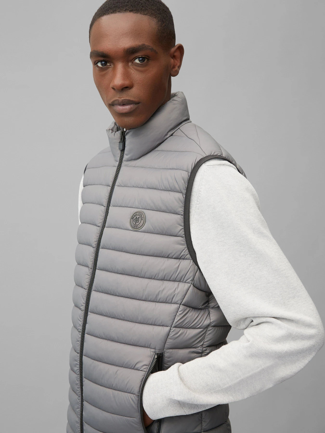 Жилеты Marc O’Polo модель 120114272052-915 Жилеты Marc O’Polo модель 120114272052-915 Фото