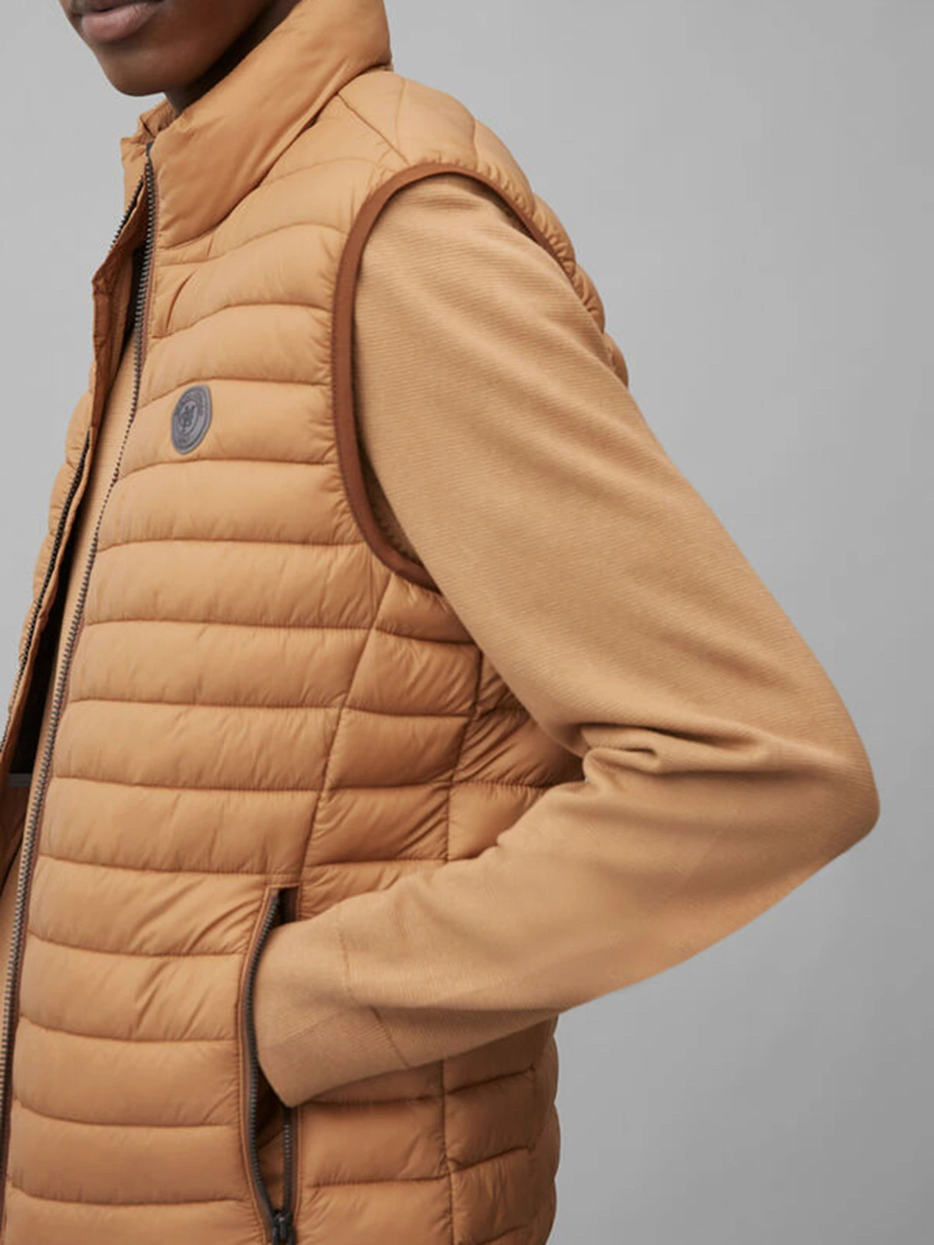 Жилети Marc O’Polo модель 120114272052-739 Жилети Marc O’Polo модель 120114272052-739 Фото