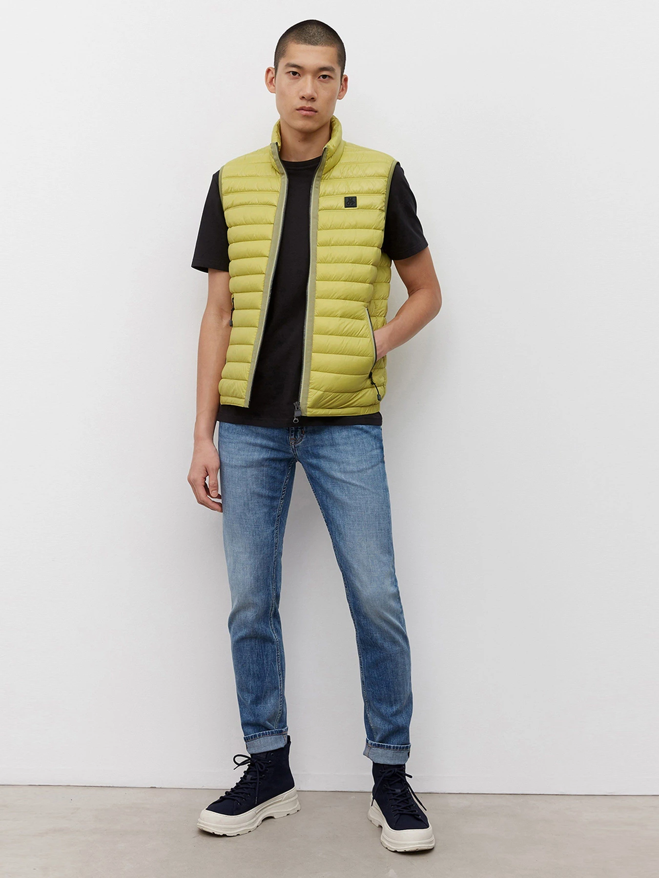 Жилеты Marc O’Polo модель 221114272046-271 Жилеты Marc O’Polo модель 221114272046-271 Фото