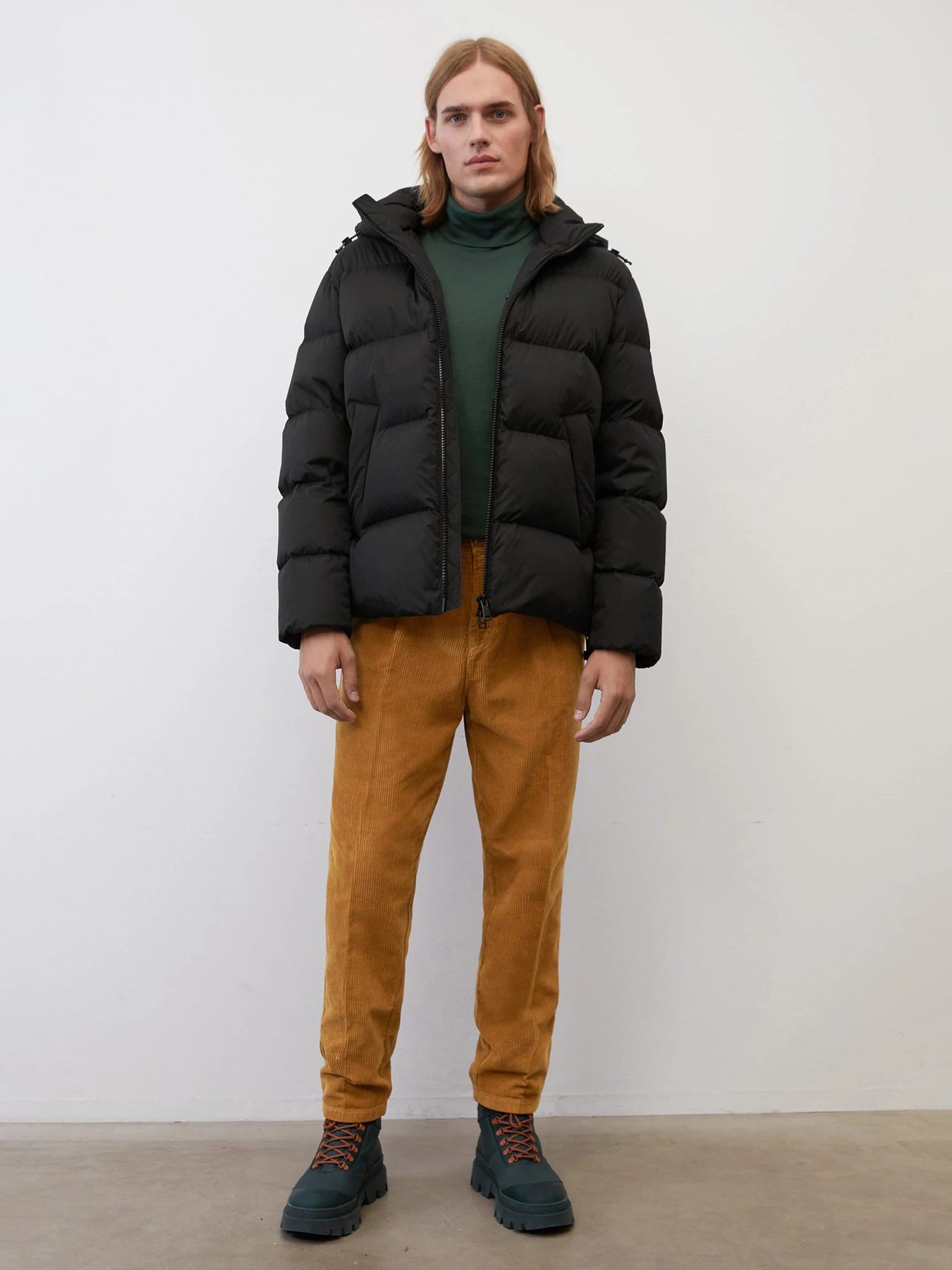 Куртки та дублянки Marc O’Polo модель M29096070048-990 Фото