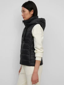 Жилеты Marc O’Polo модель 200085172003-990 Фото