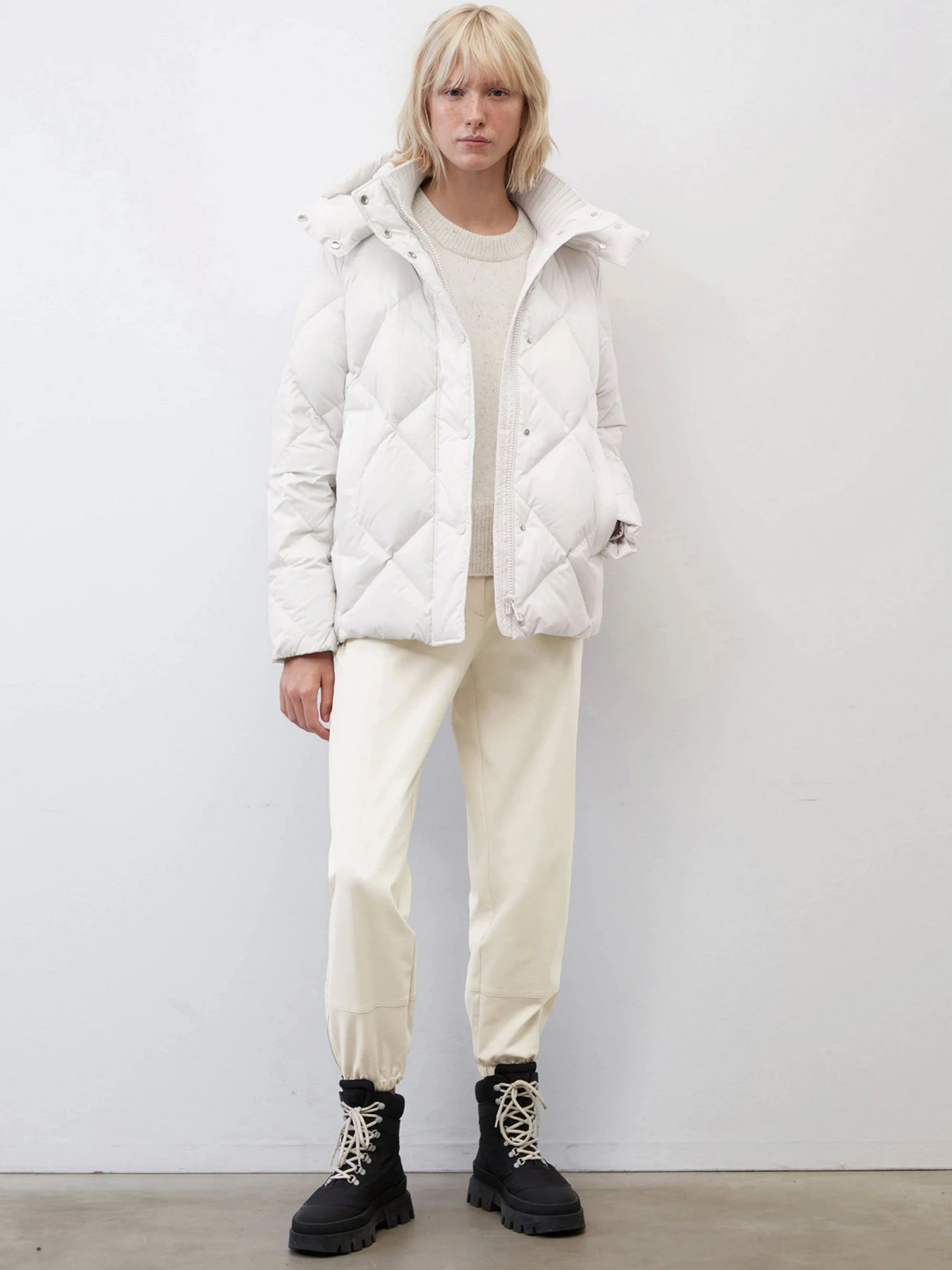 Куртки и дубленки Marc O’Polo модель 209032970053-178 Фото