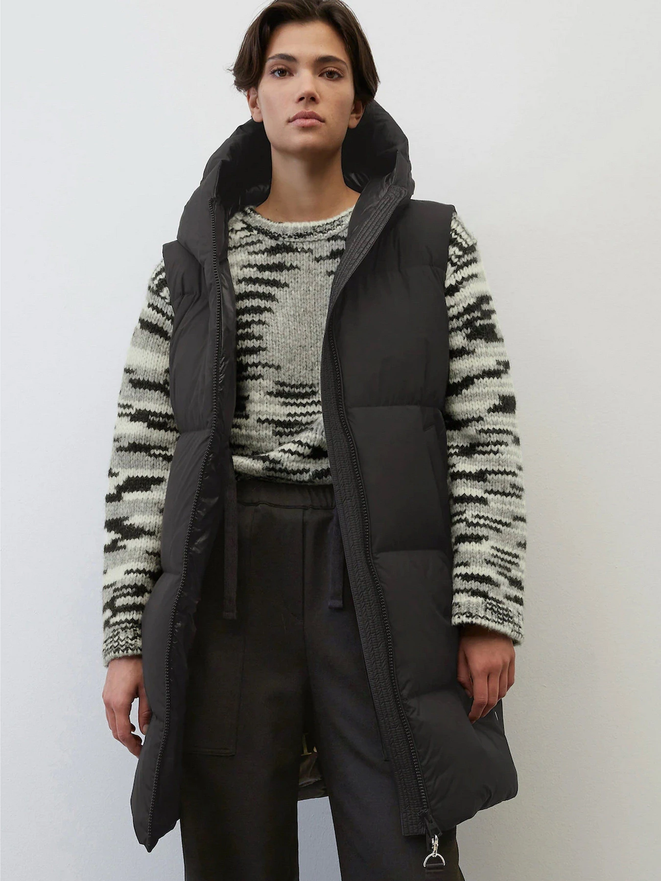 Куртки и дубленки Marc O’Polo модель 210087472067-990 Фото
