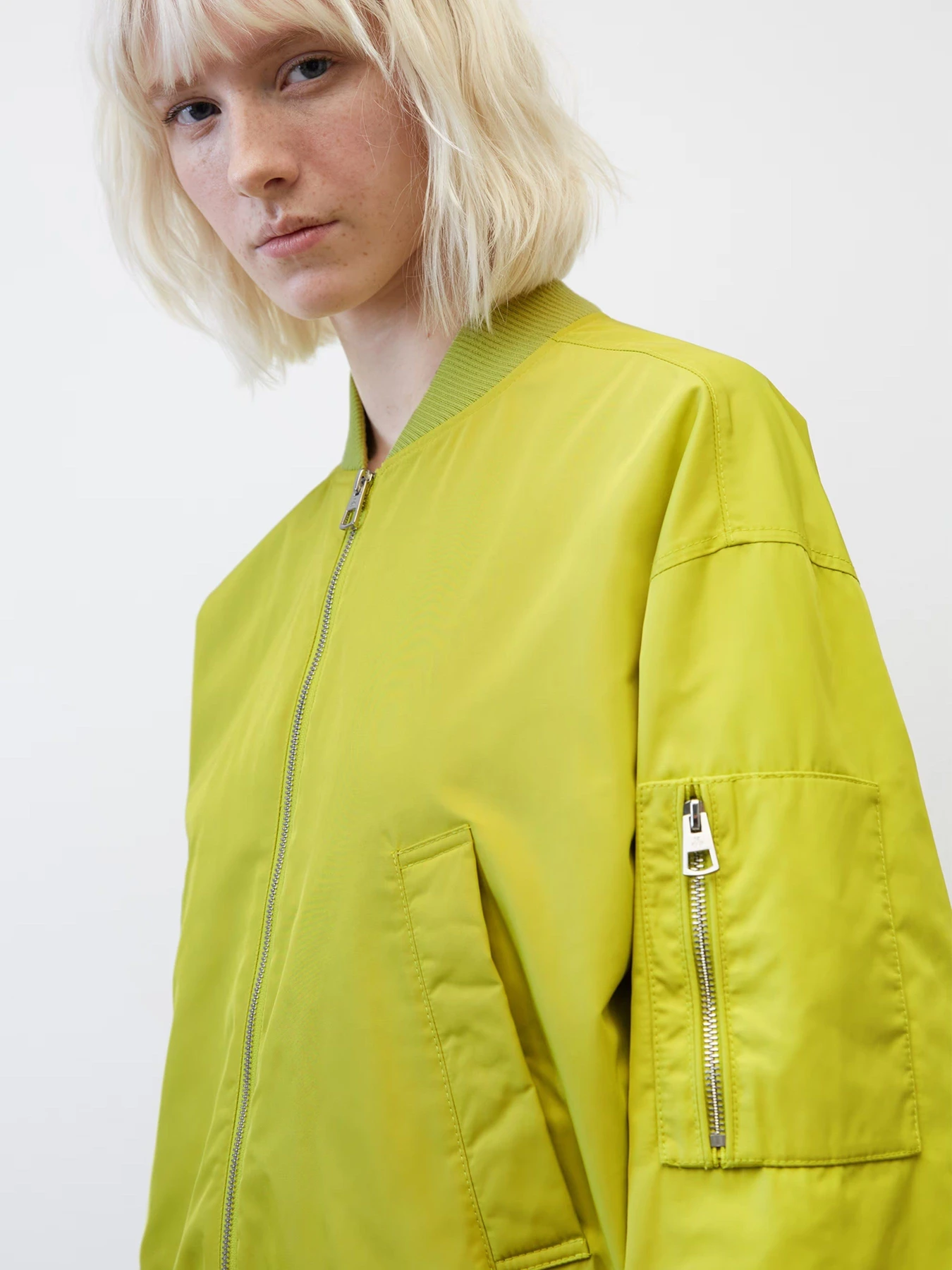 Куртки и дубленки Marc O’Polo модель 302127070315-443 Фото