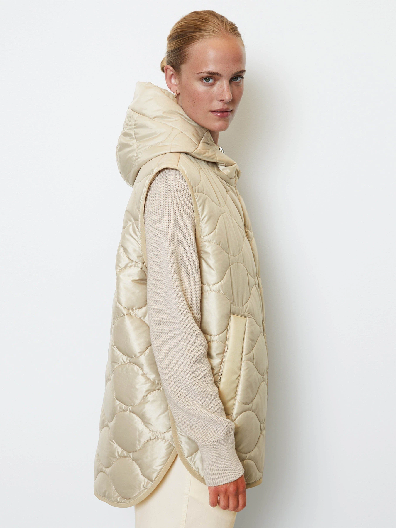 Куртки и дубленки Marc O’Polo модель 308104572115-737 Фото