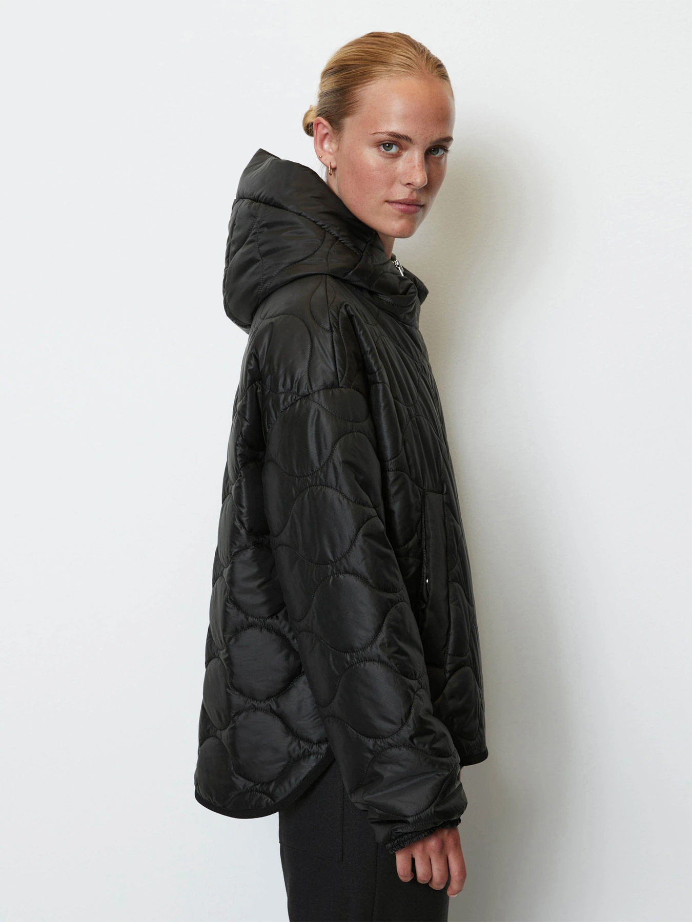 Куртки и дубленки Marc O’Polo модель 308104570101-990 Фото