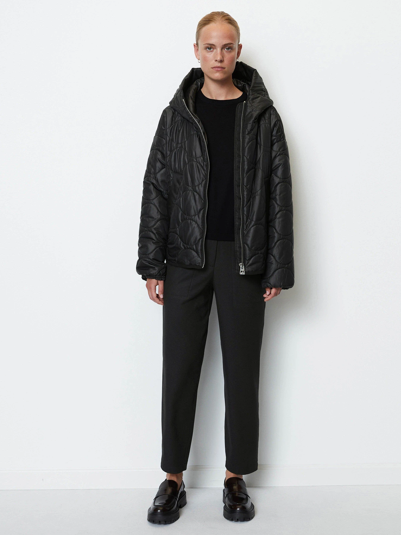 Куртки и дубленки Marc O’Polo модель 308104570101-990 Фото