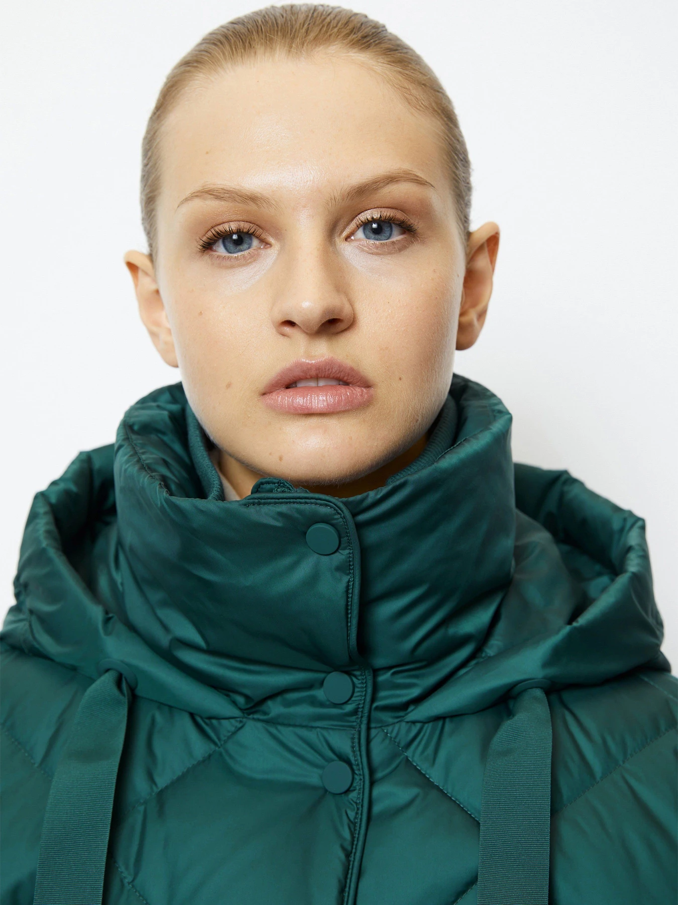 Куртки и дубленки Marc O’Polo модель 309032970077-471 Фото