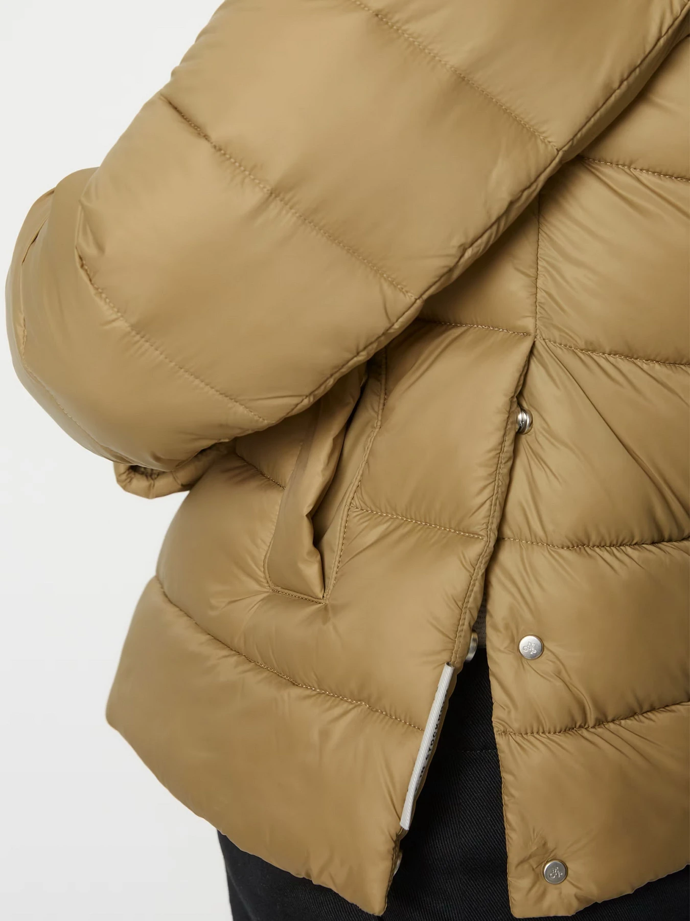 Куртки та дублянки Marc O’Polo модель 400085170129-732 Фото