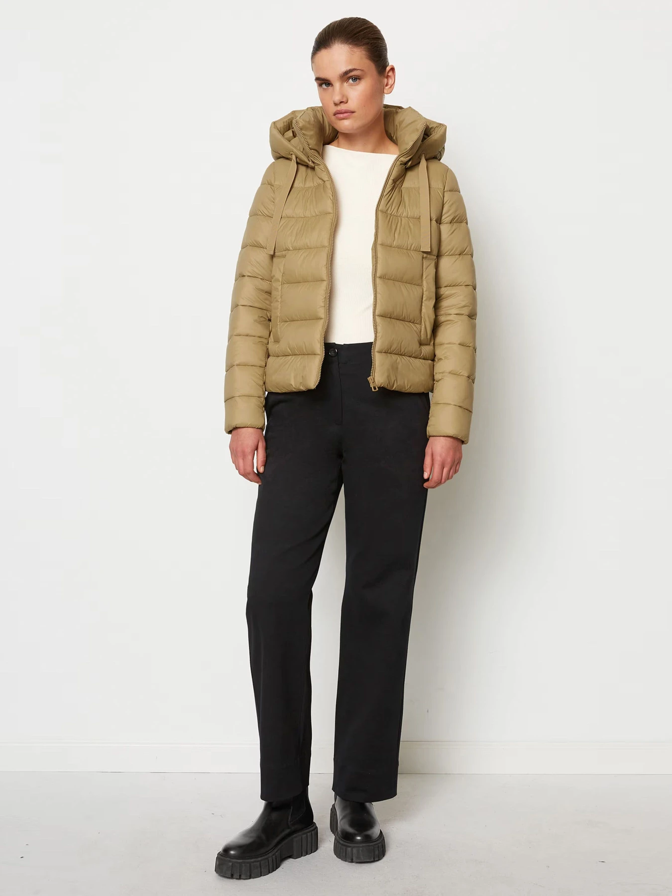 Куртки та дублянки Marc O’Polo модель 400085170129-732 Фото